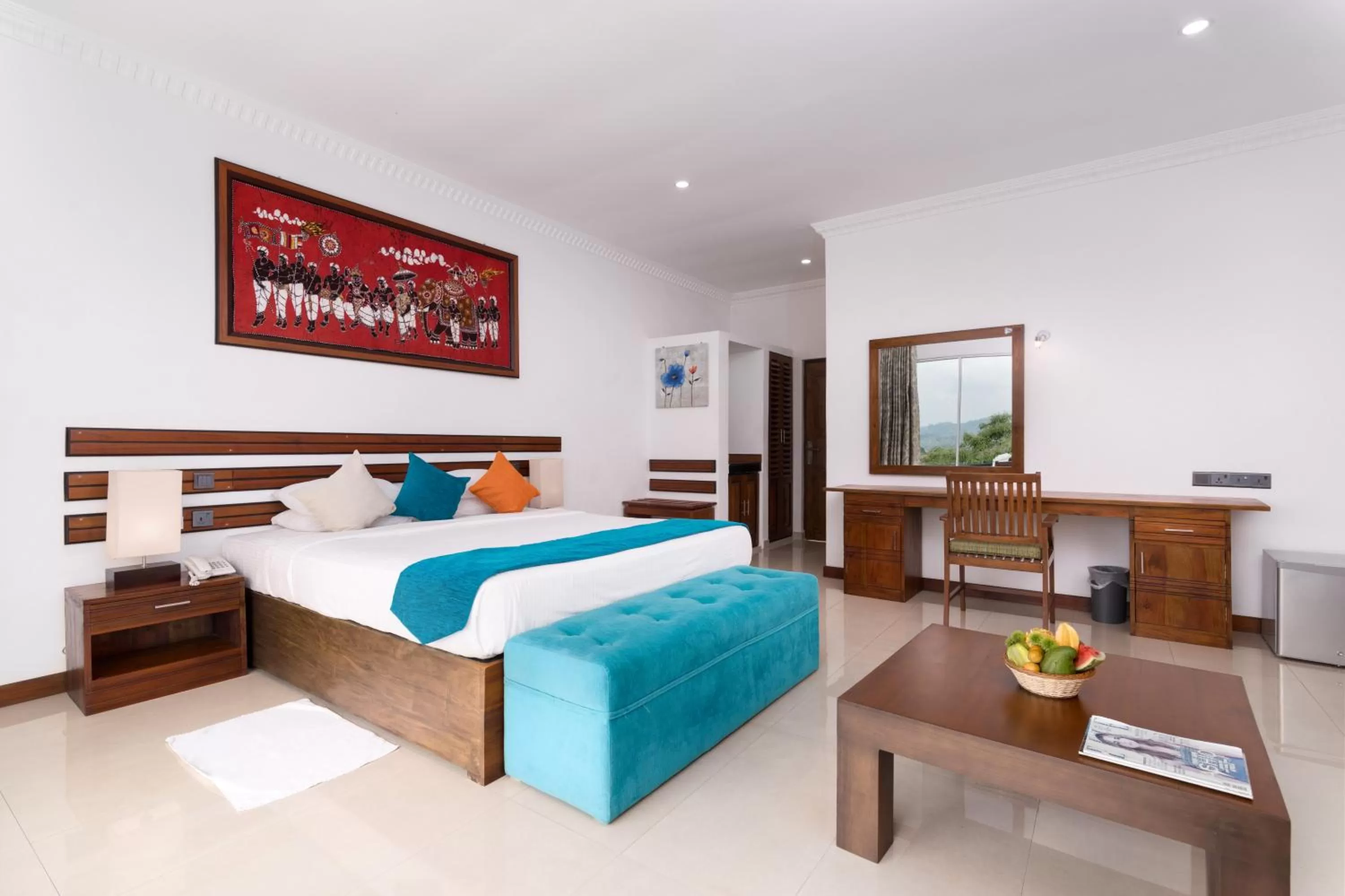 Photo of the whole room, Bed in Elegant Hotel