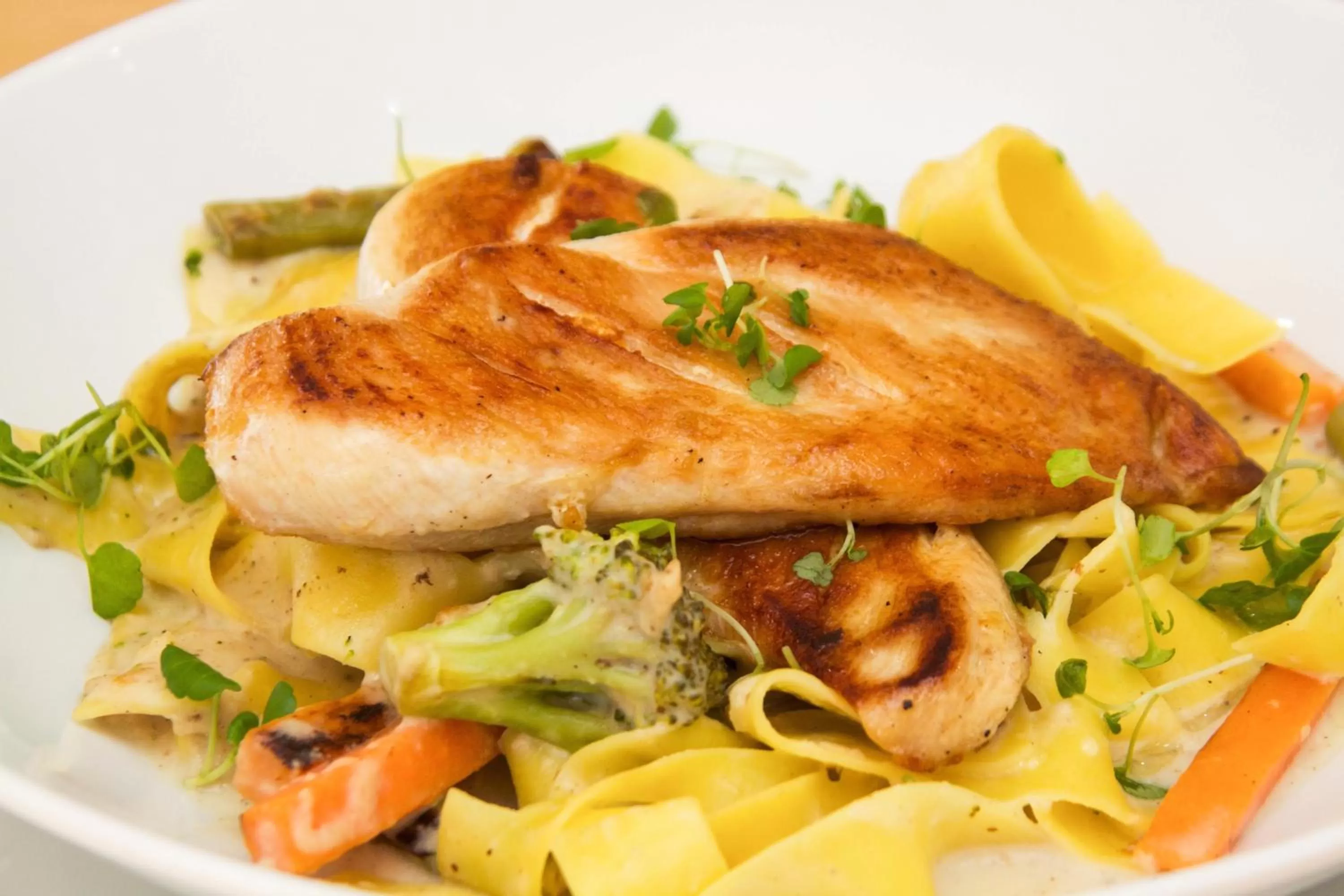 Lunch in Bristol Upper Curitiba Alto da XV