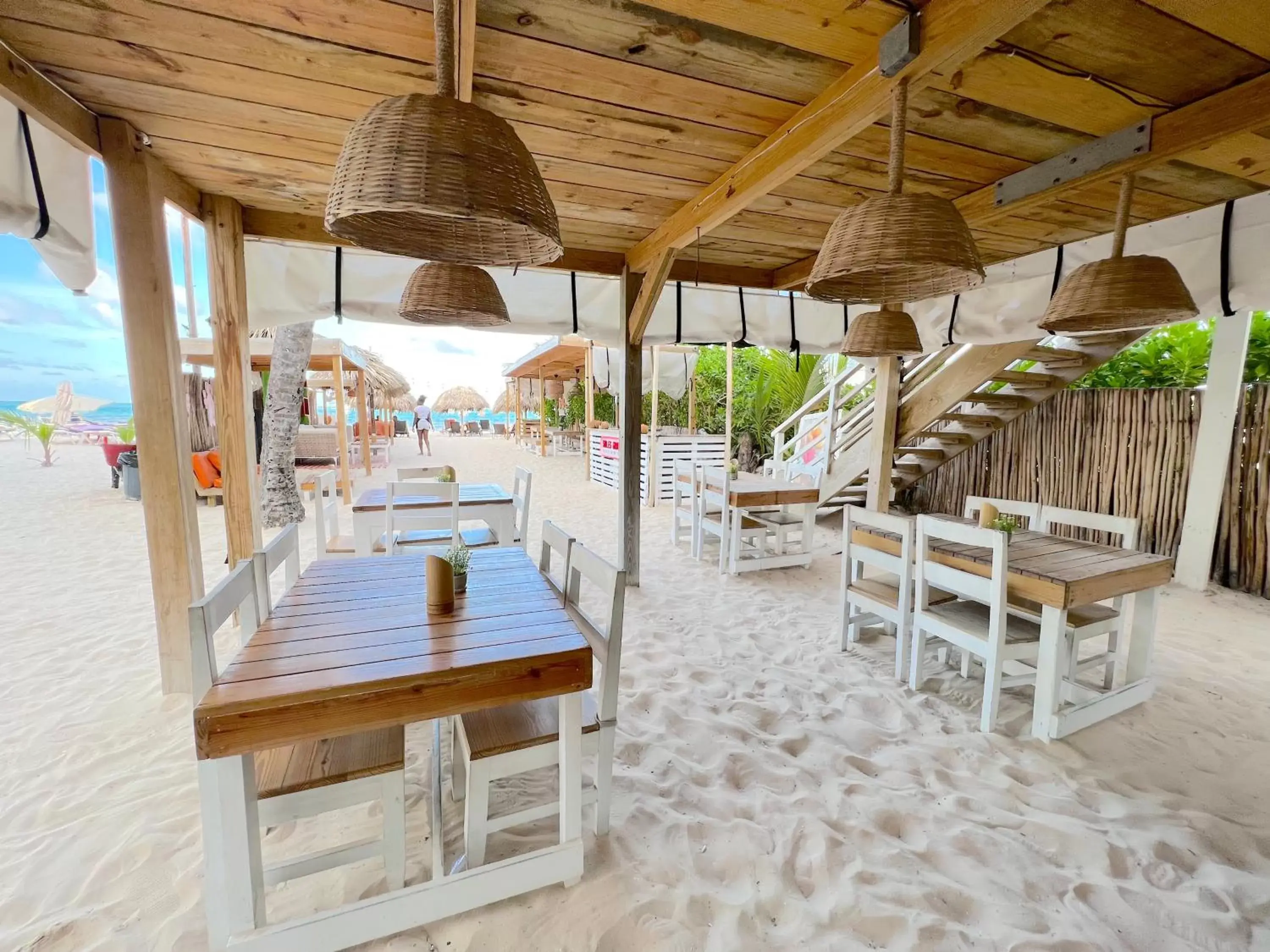 Beach, Restaurant/Places to Eat in FIESTA SOL CARIBE playa LOS CORALES