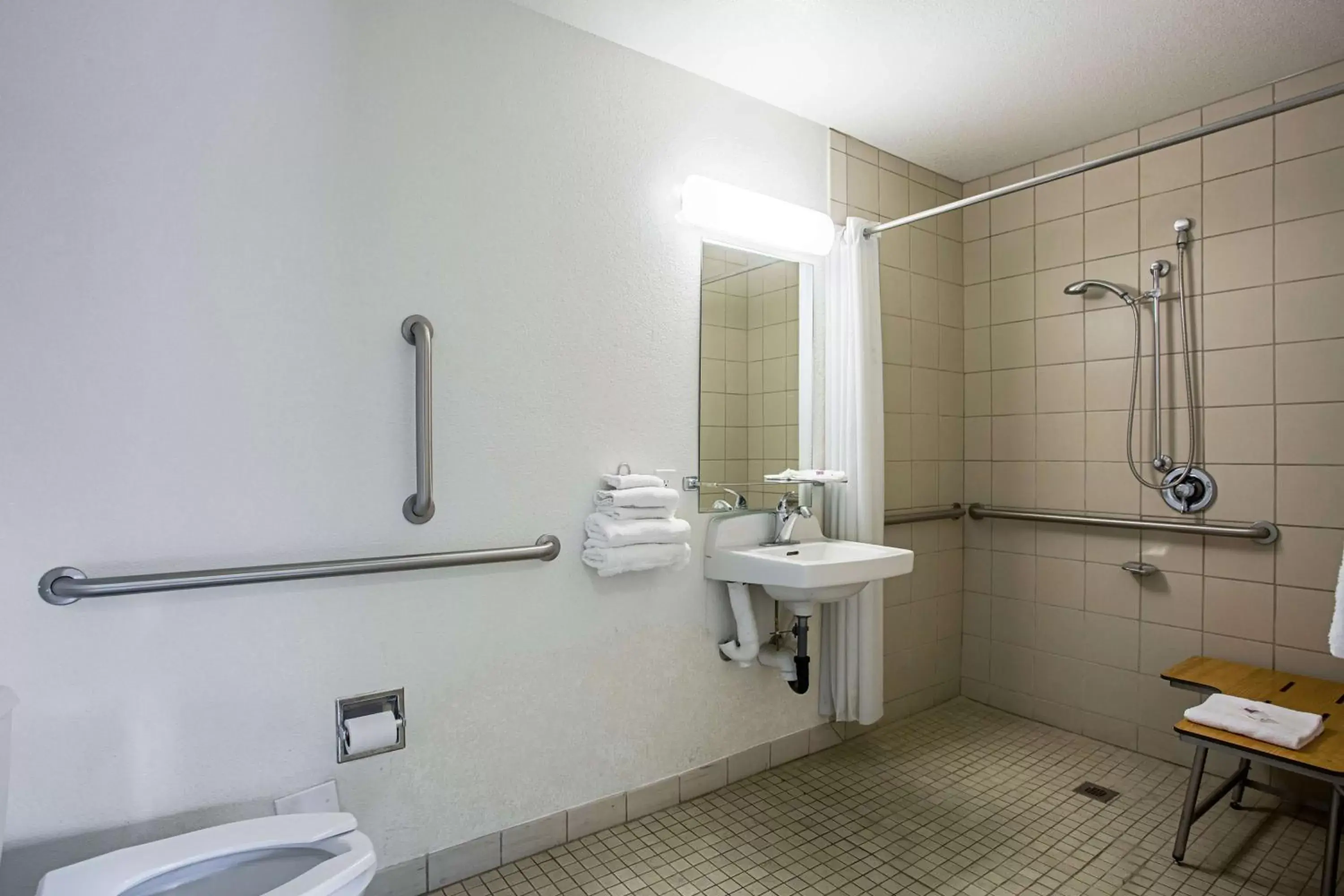Shower, Bathroom in Motel 6-Prescott, AZ