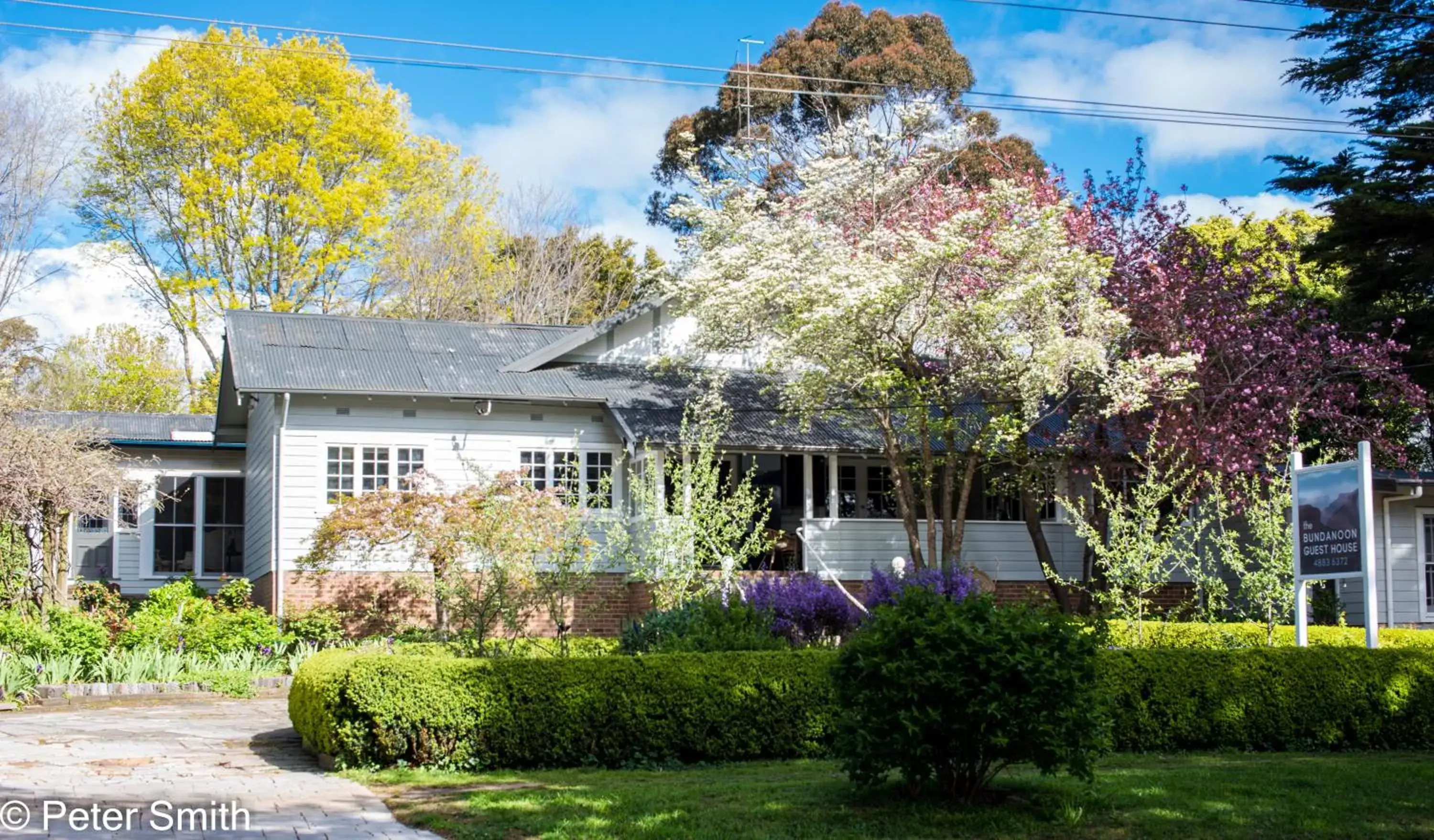 Property Building in The Bundanoon Guest House