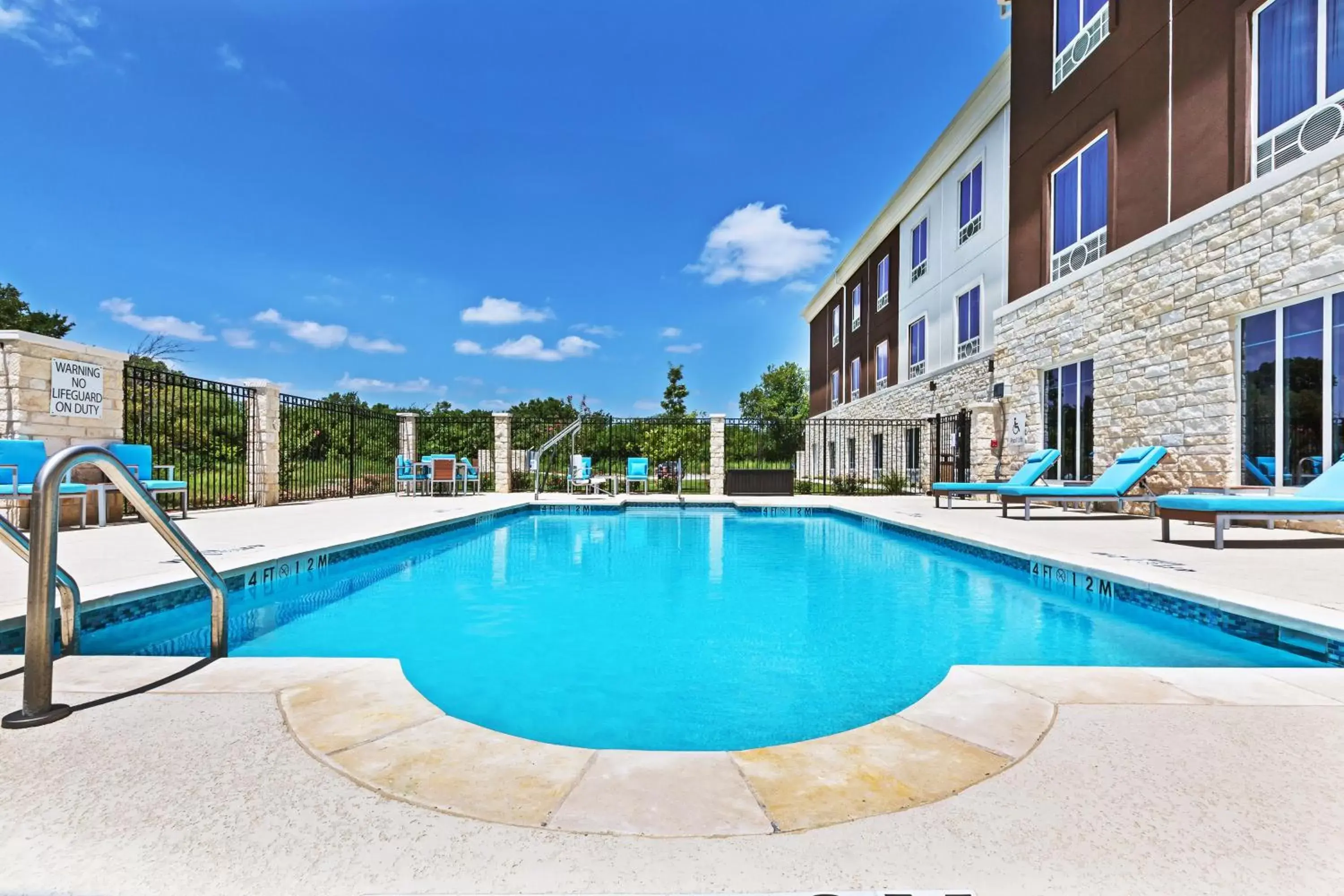 Swimming Pool in Holiday Inn Express and Suites Killeen-Fort Hood Area, an IHG Hotel