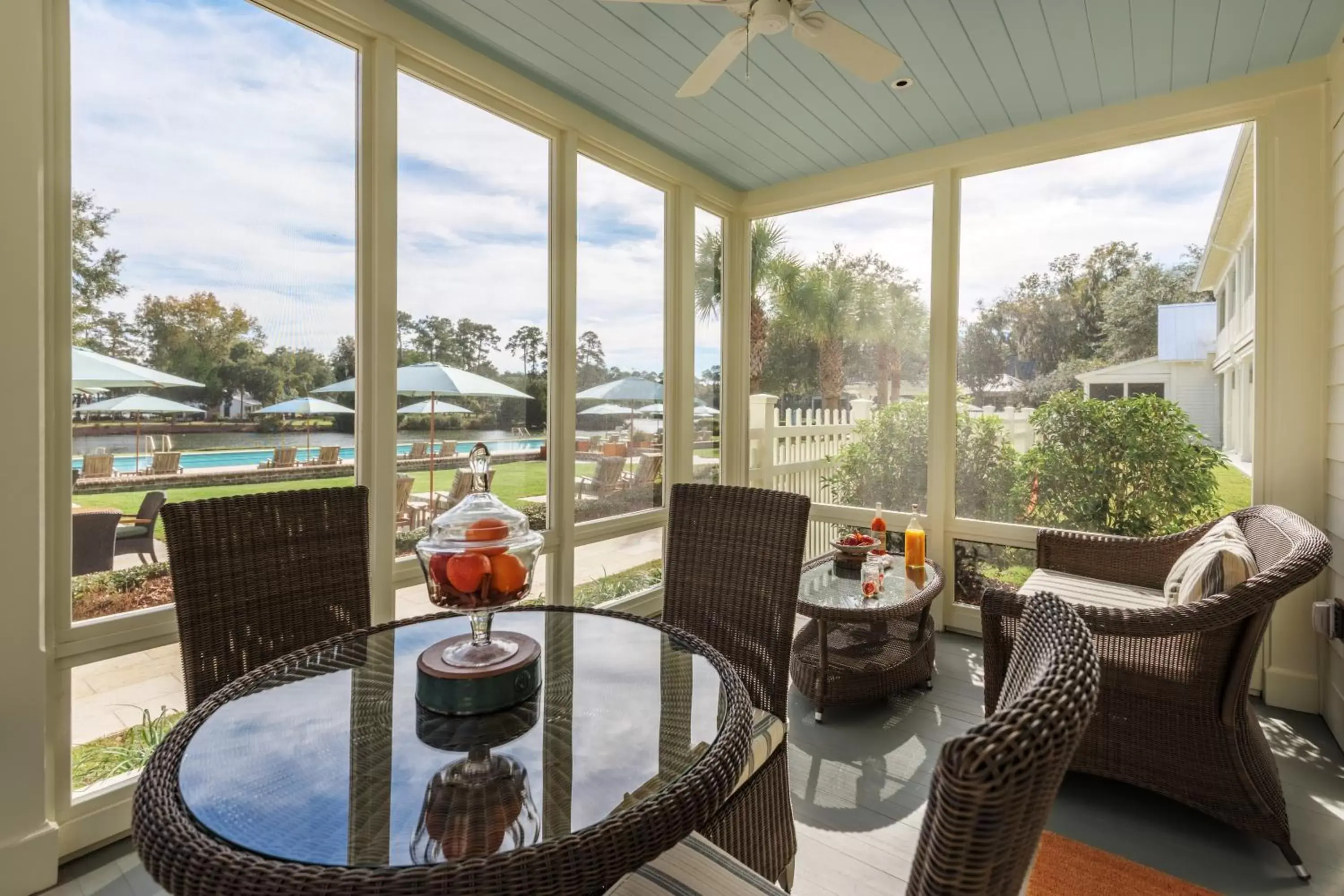 Suite with Pool View in Montage Palmetto Bluff