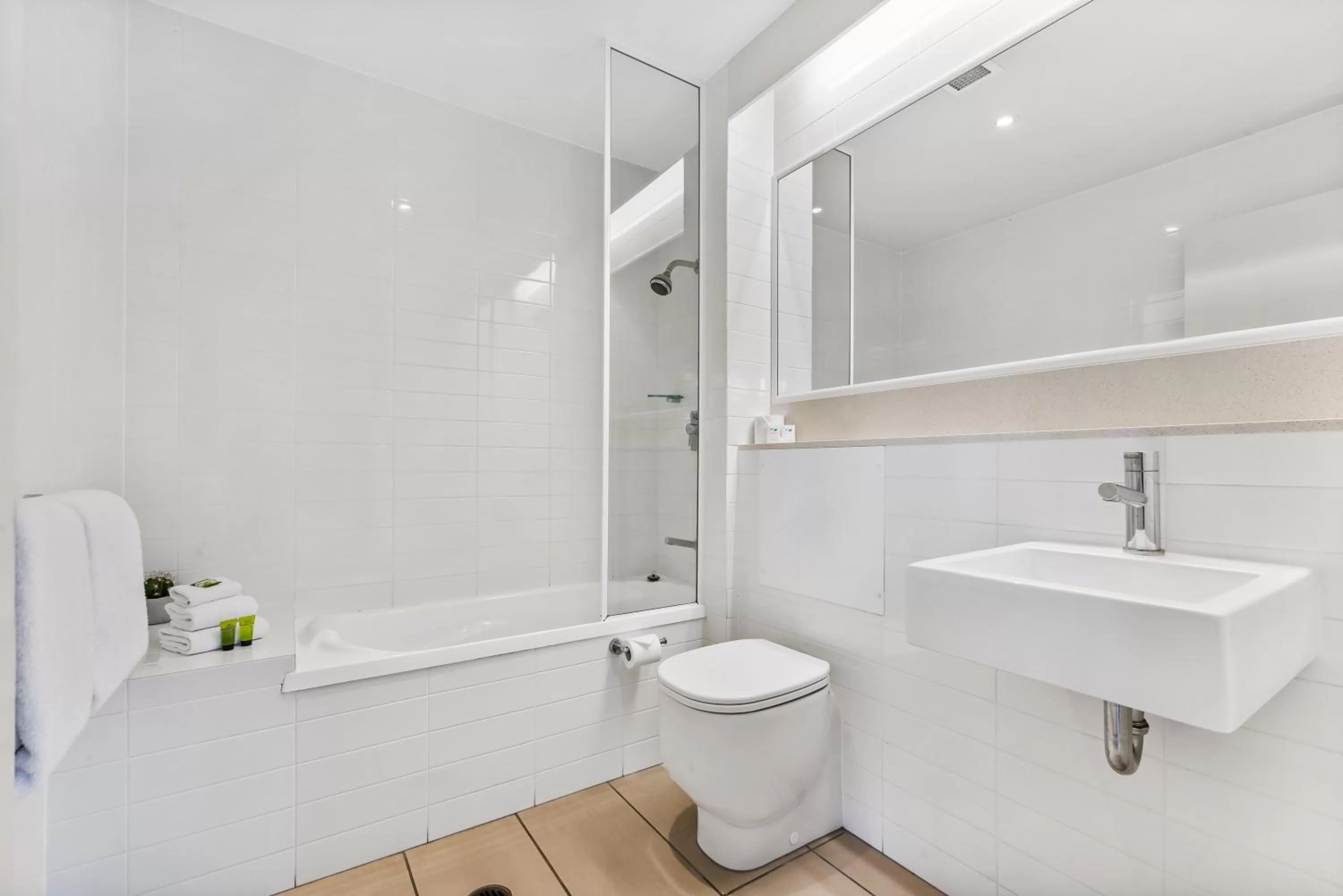 Bathroom in Metzo Noosa Resort