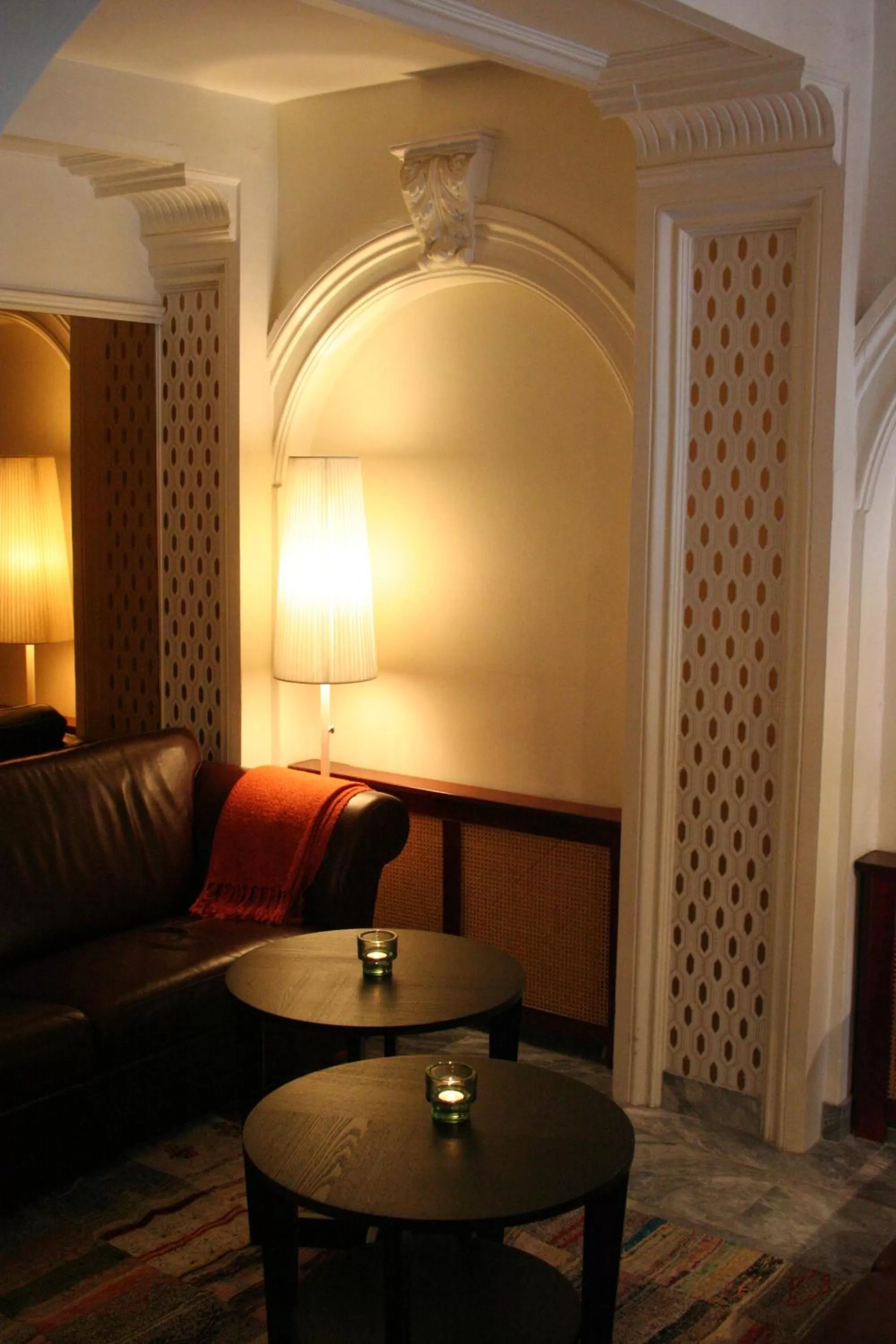 Communal lounge/ TV room in Hotel Poseidon