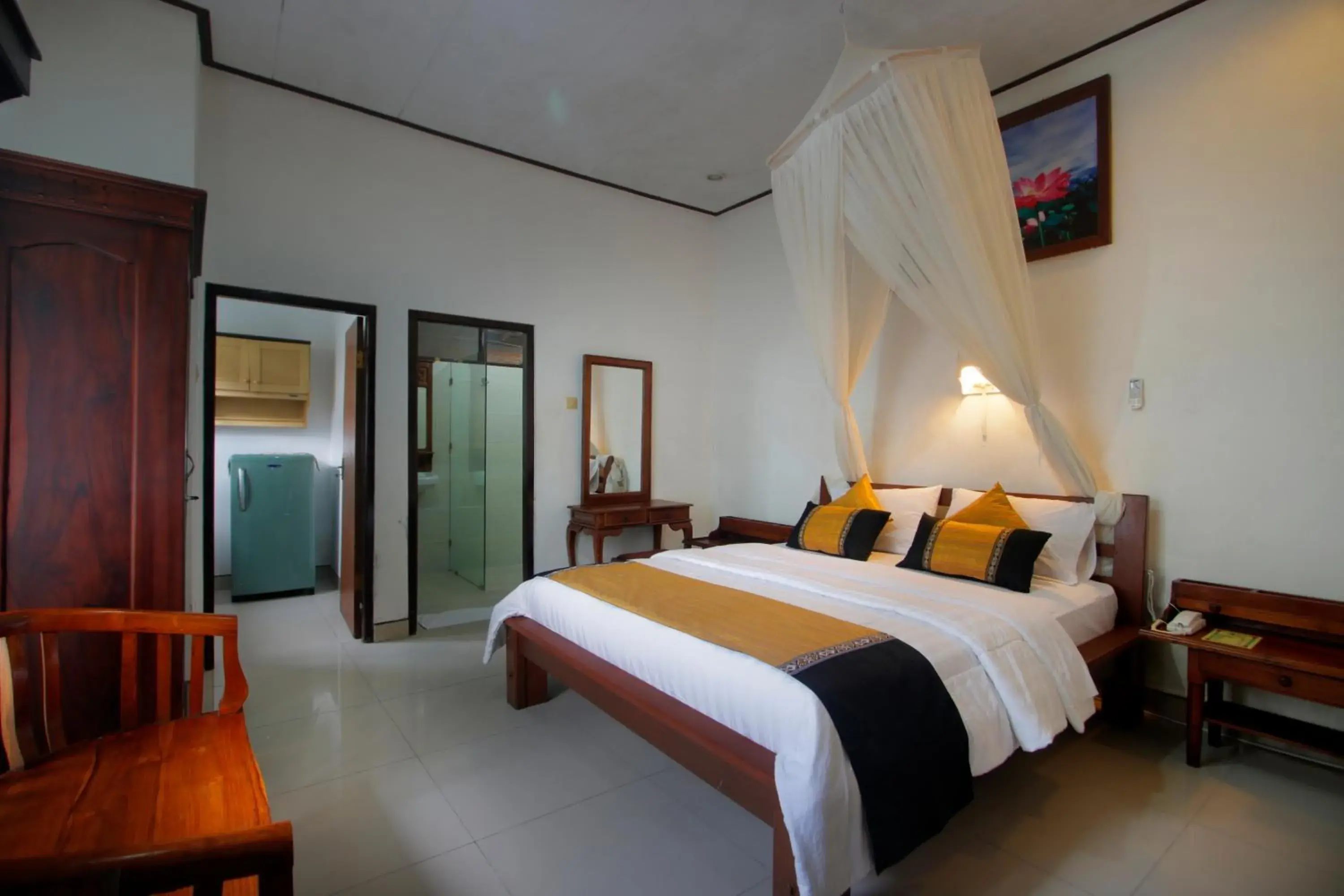 Bedroom, Bed in Hotel Jati Sanur