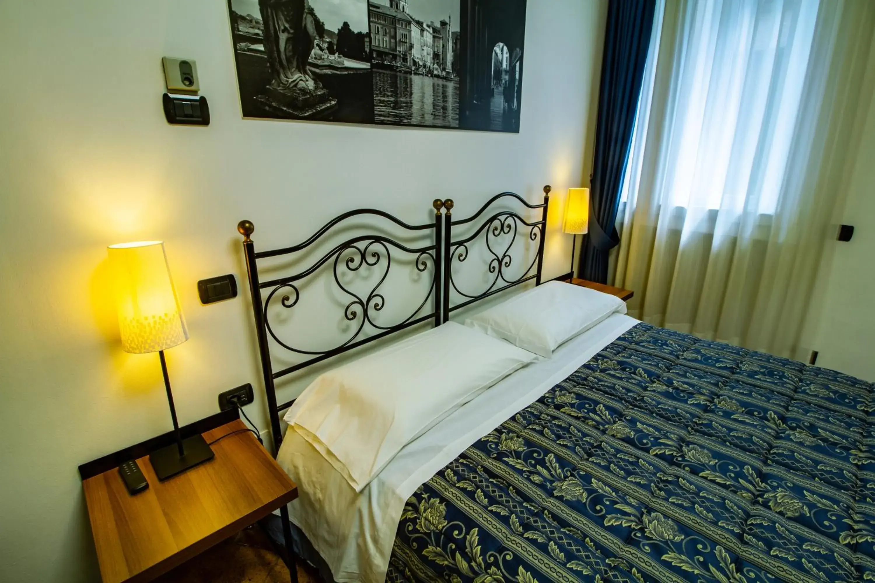 Room Photo in In Riva Al Lago