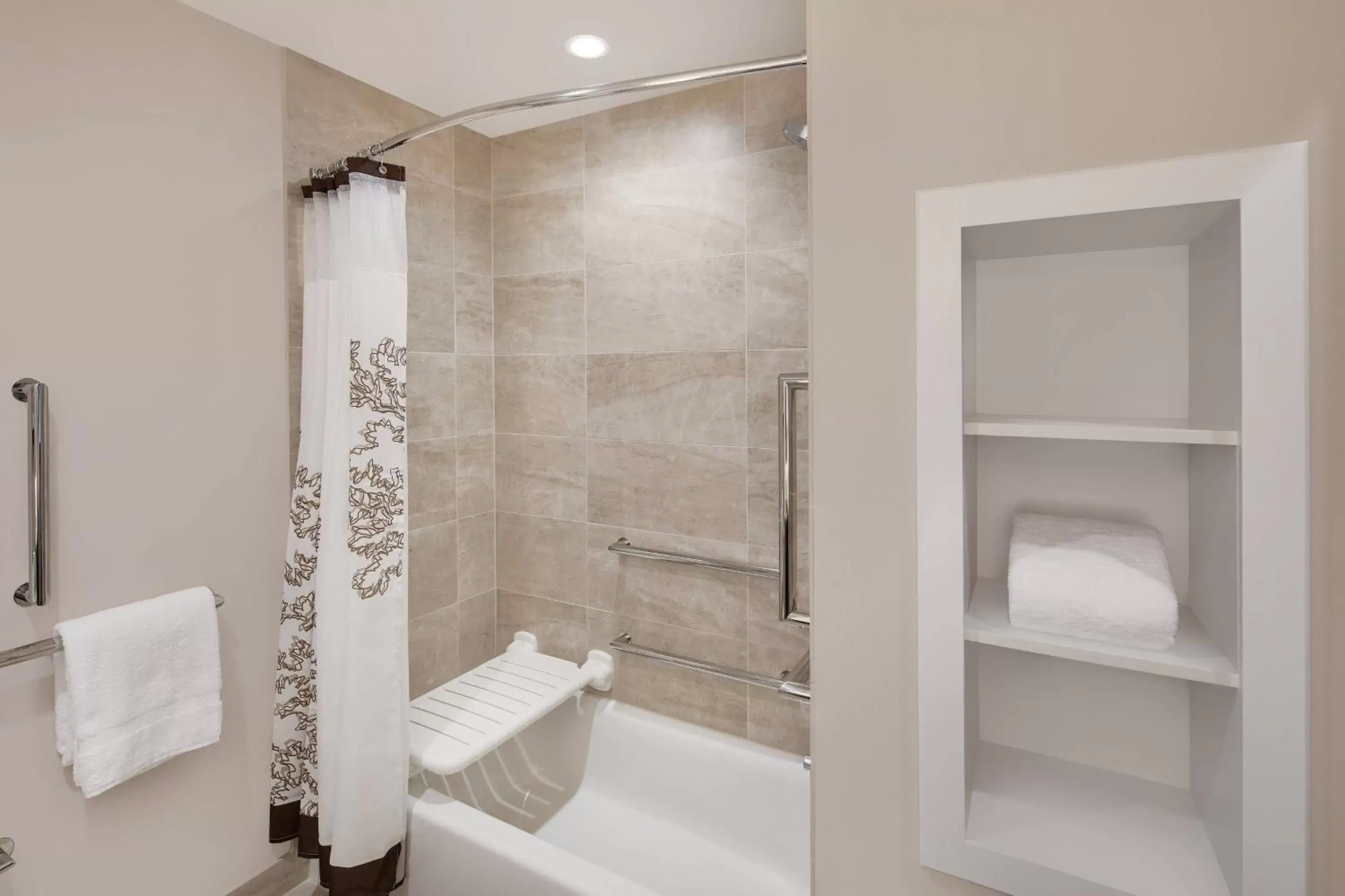 Bathroom in Residence Inn by Marriott Seattle South/Renton