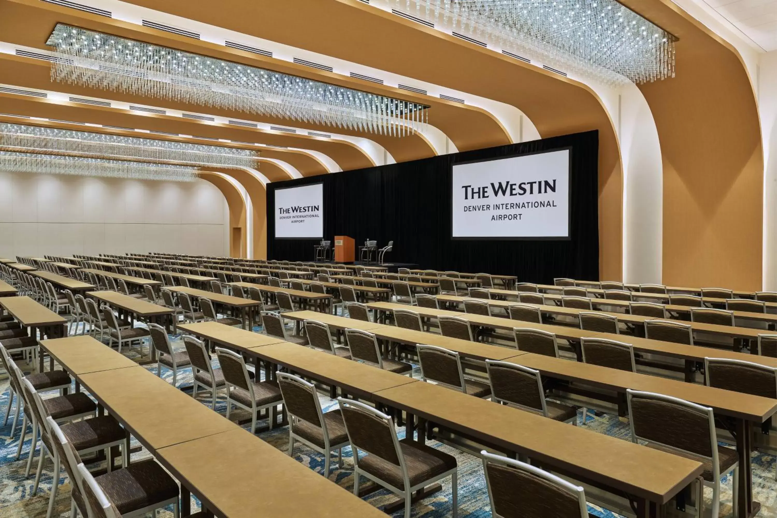 Meeting/conference room in The Westin Denver International Airport