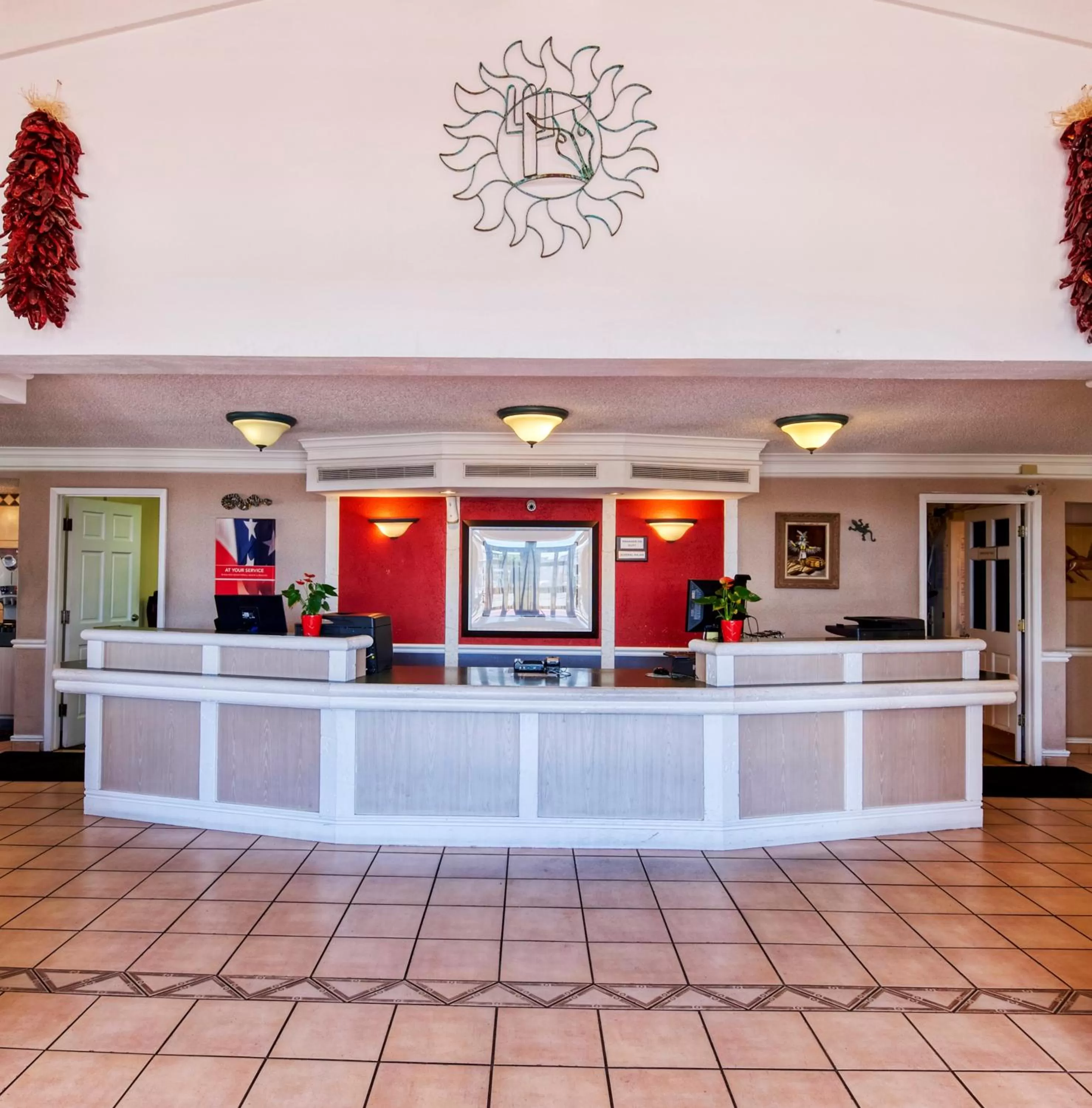 Lobby or reception in San Mateo Inn