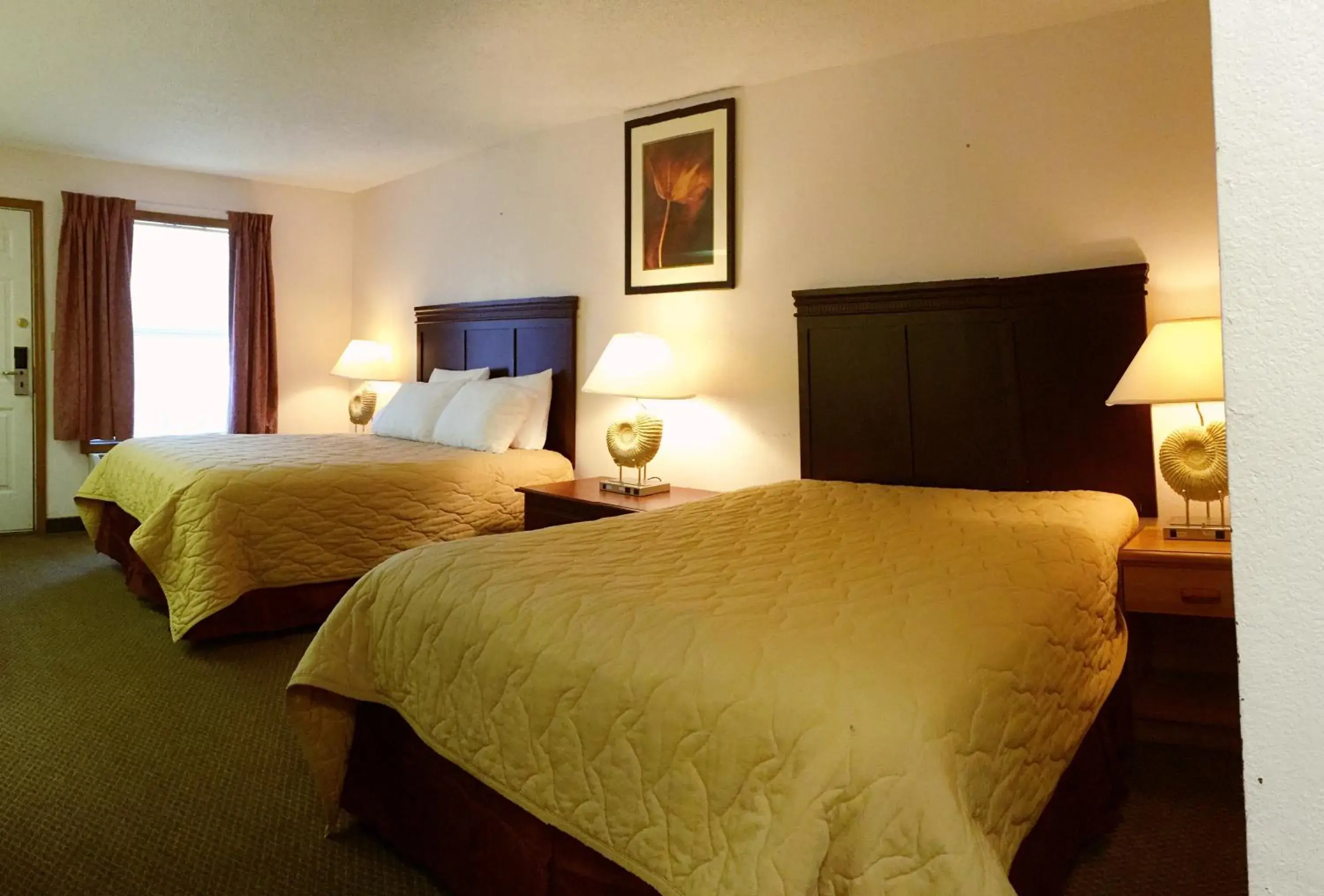 Bedroom, Room Photo in HOTEL DEL SOL - Pensacola