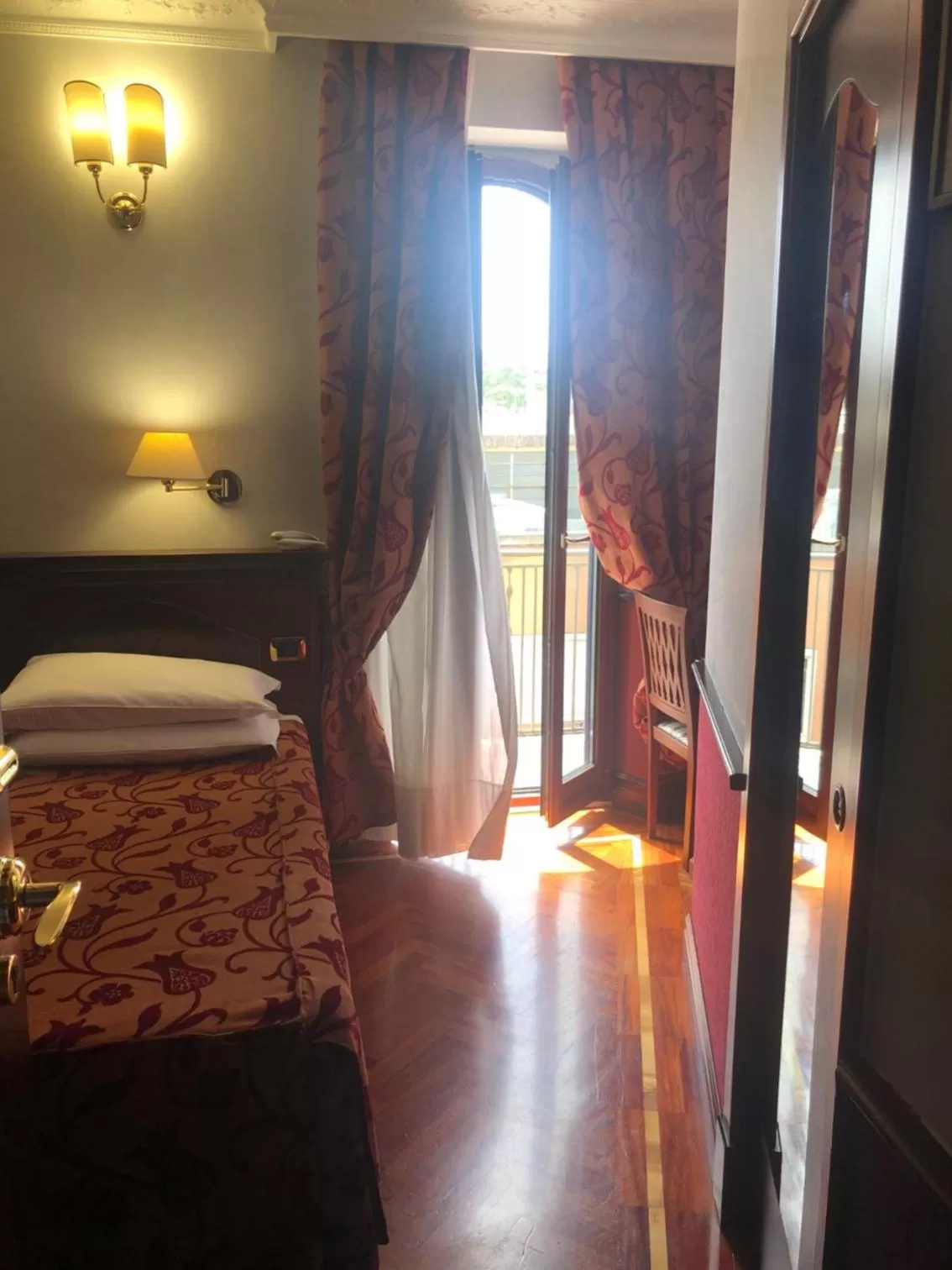 Bedroom, Bed in Hotel Best Roma