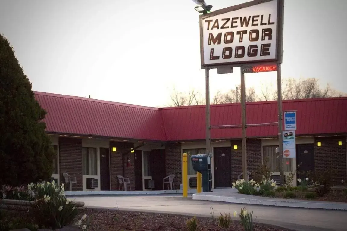 Facade/entrance, Property Building in Tazewell Motor Lodge
