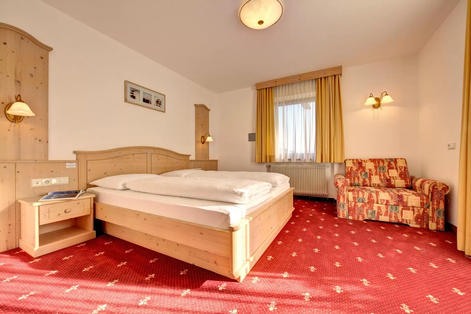 Photo of the whole room, Bed in Sporthotel Kalcherhof