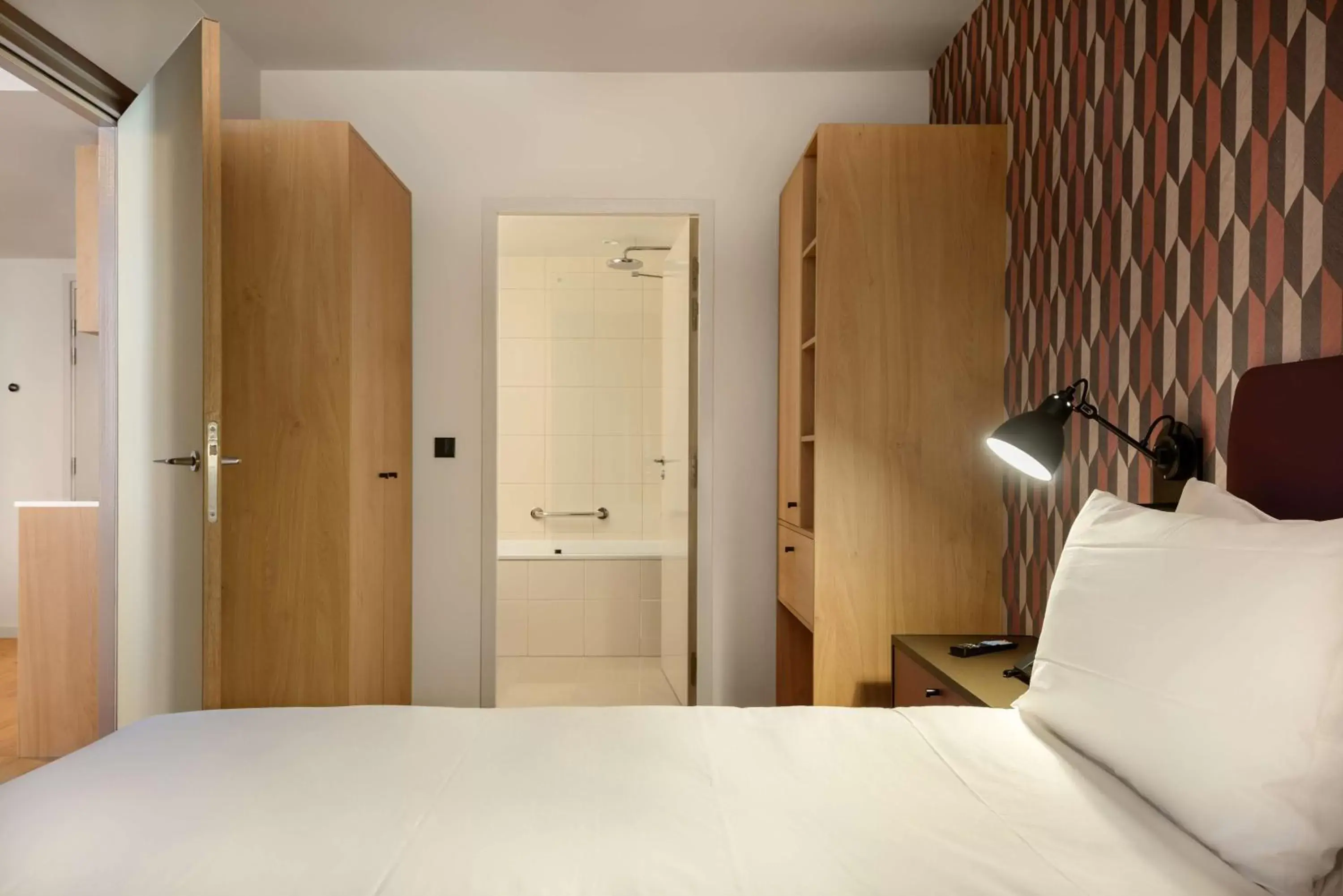 Photo of the whole room, Bed in Hyatt House Paris Charles de Gaulle Airport
