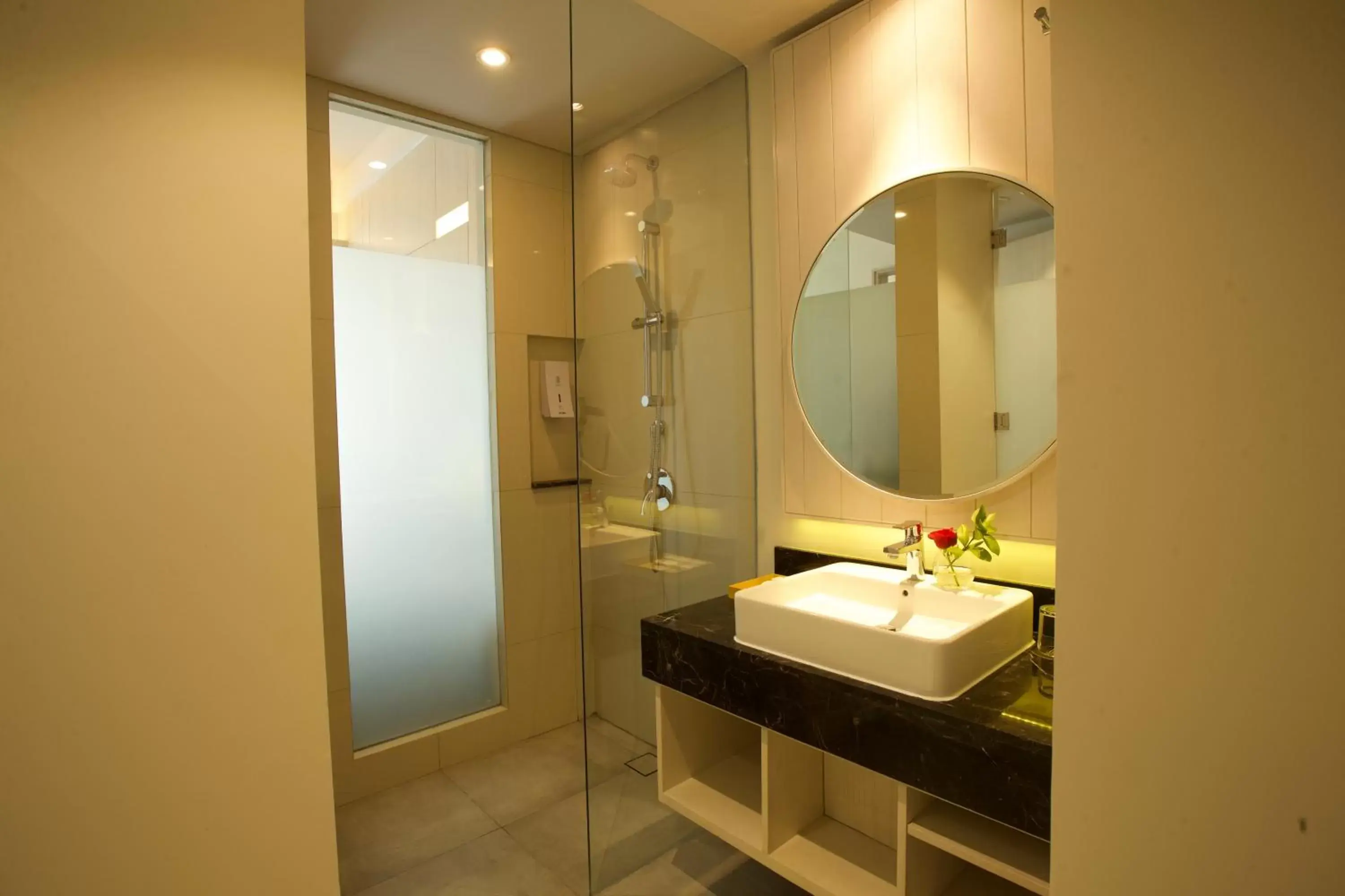 Bathroom in Swiss-Belinn Cikarang