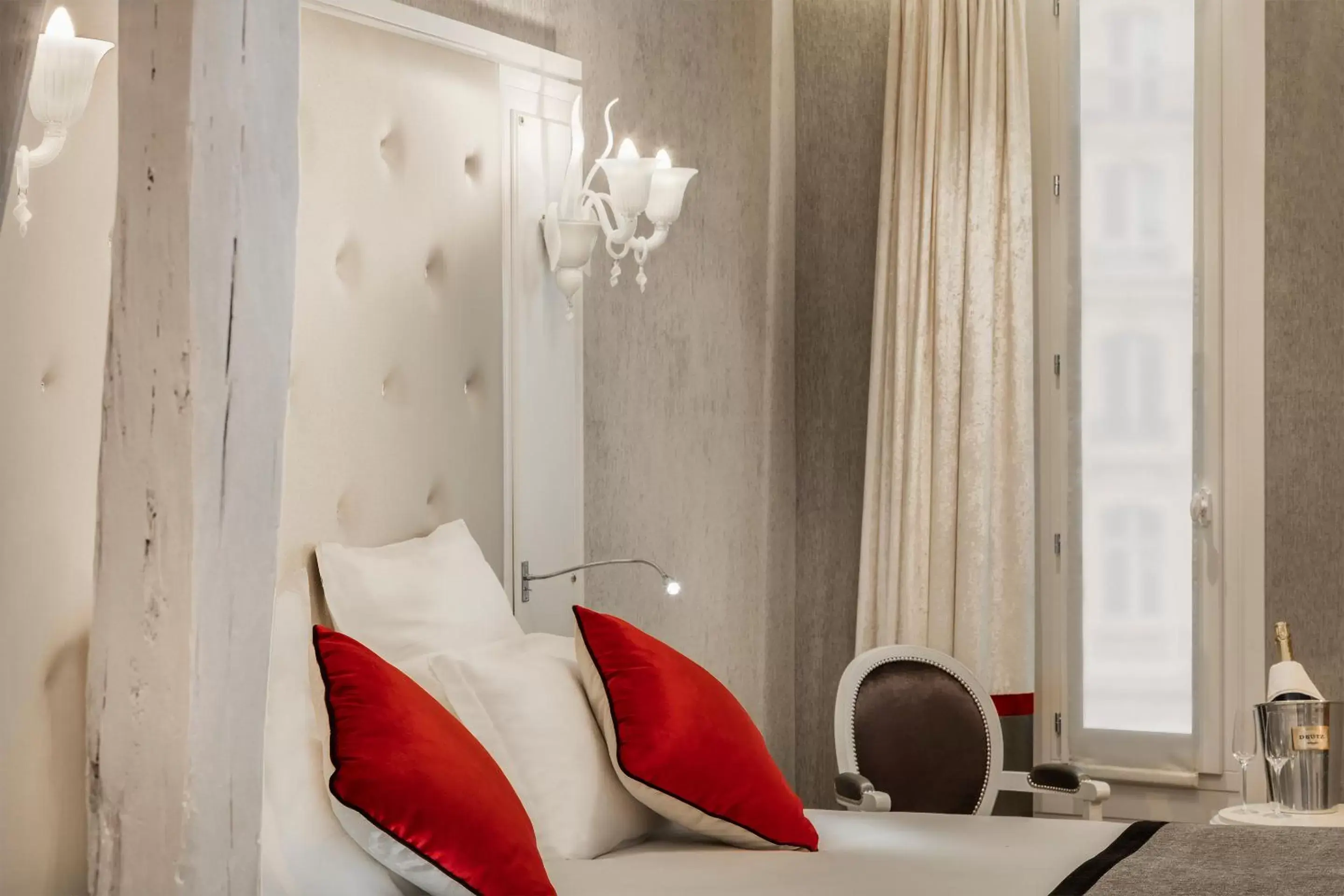 Bedroom, Seating Area in Maison Albar Hotels Le Diamond