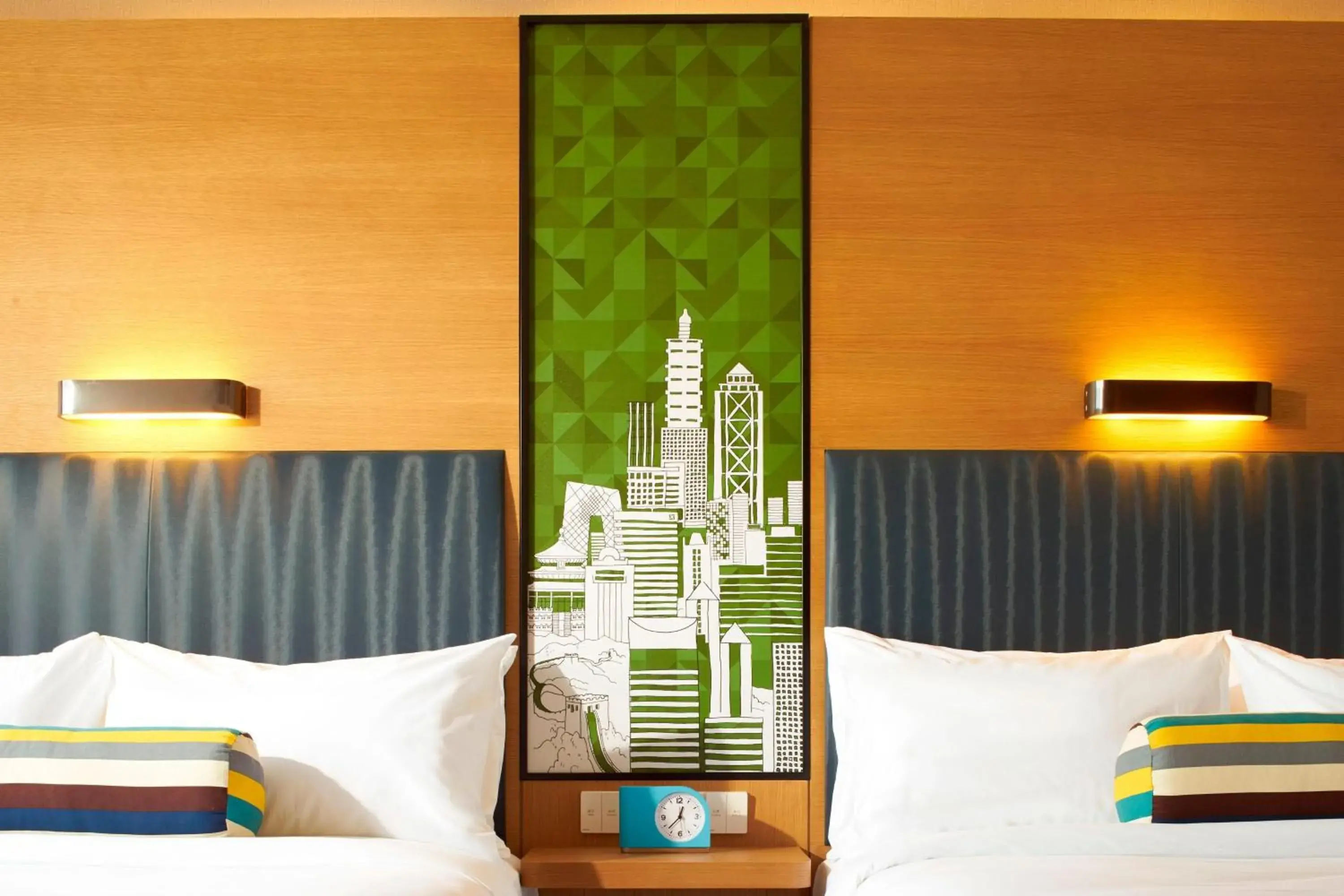 Photo of the whole room, Bed in Aloft Dongguan Songshan Lake