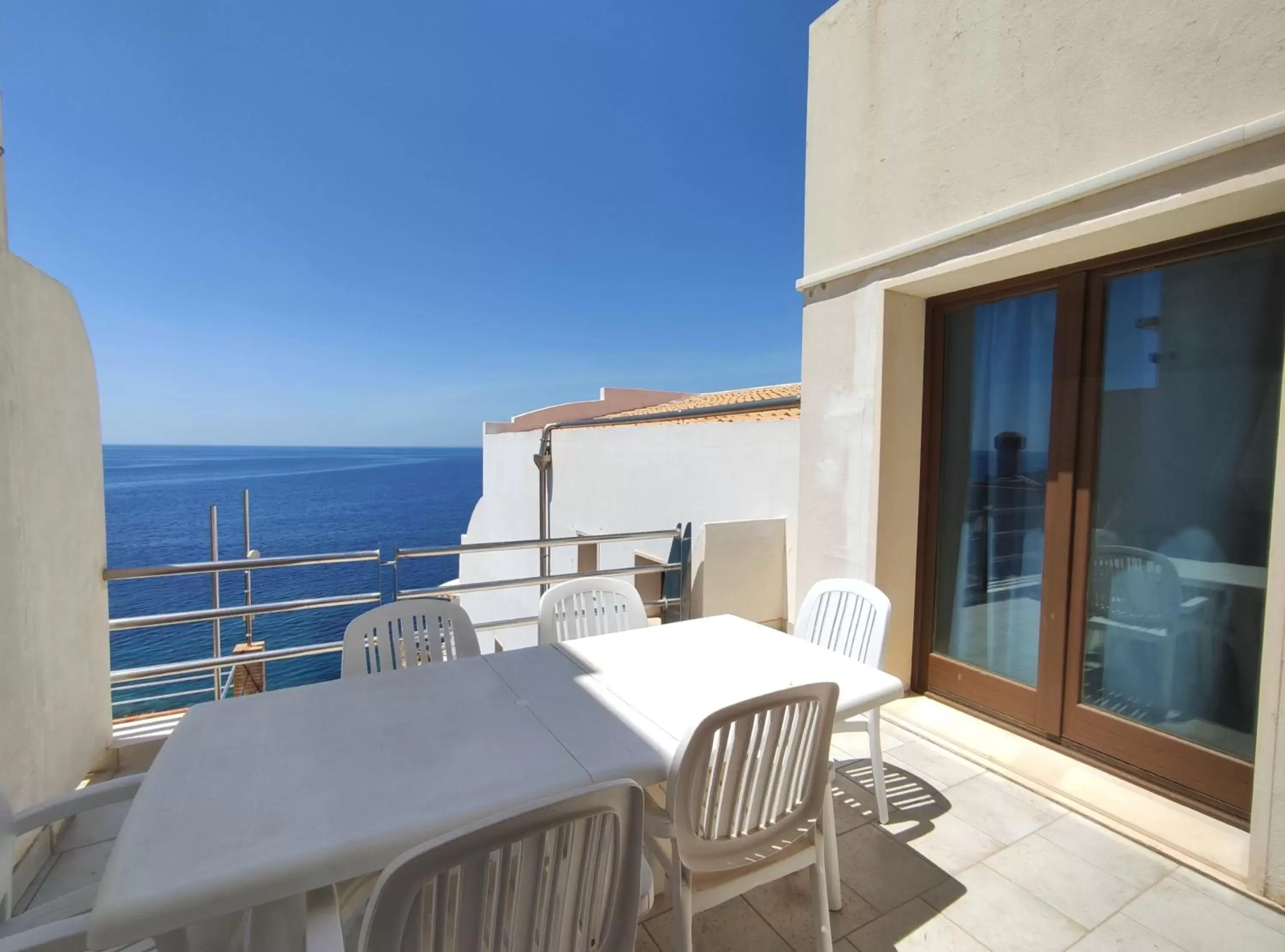 Balcony/Terrace in La Rosa Sul Mare