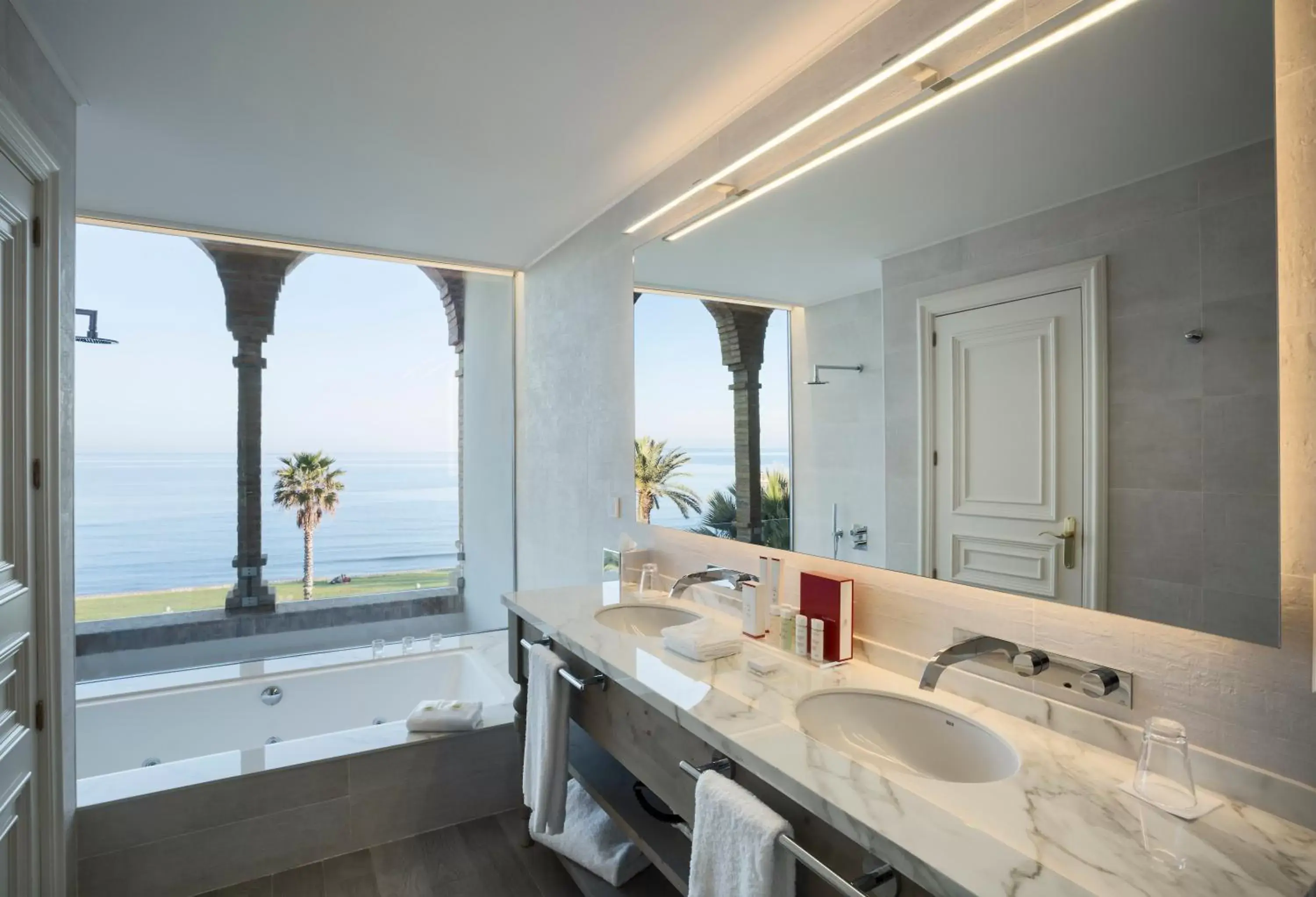 Bathroom in Hotel Casa Vilella 4* Sup