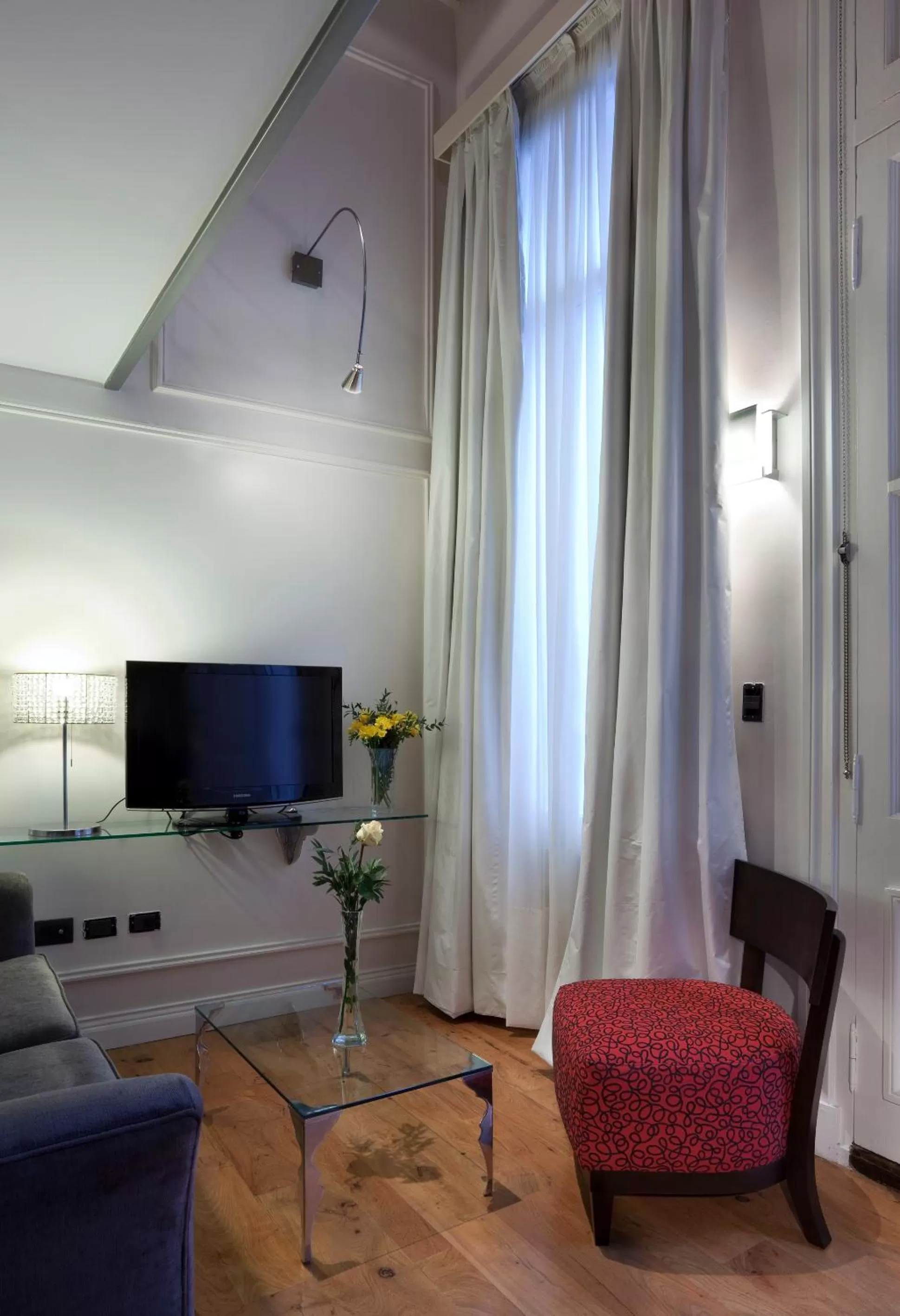 TV and multimedia in San Telmo Suites