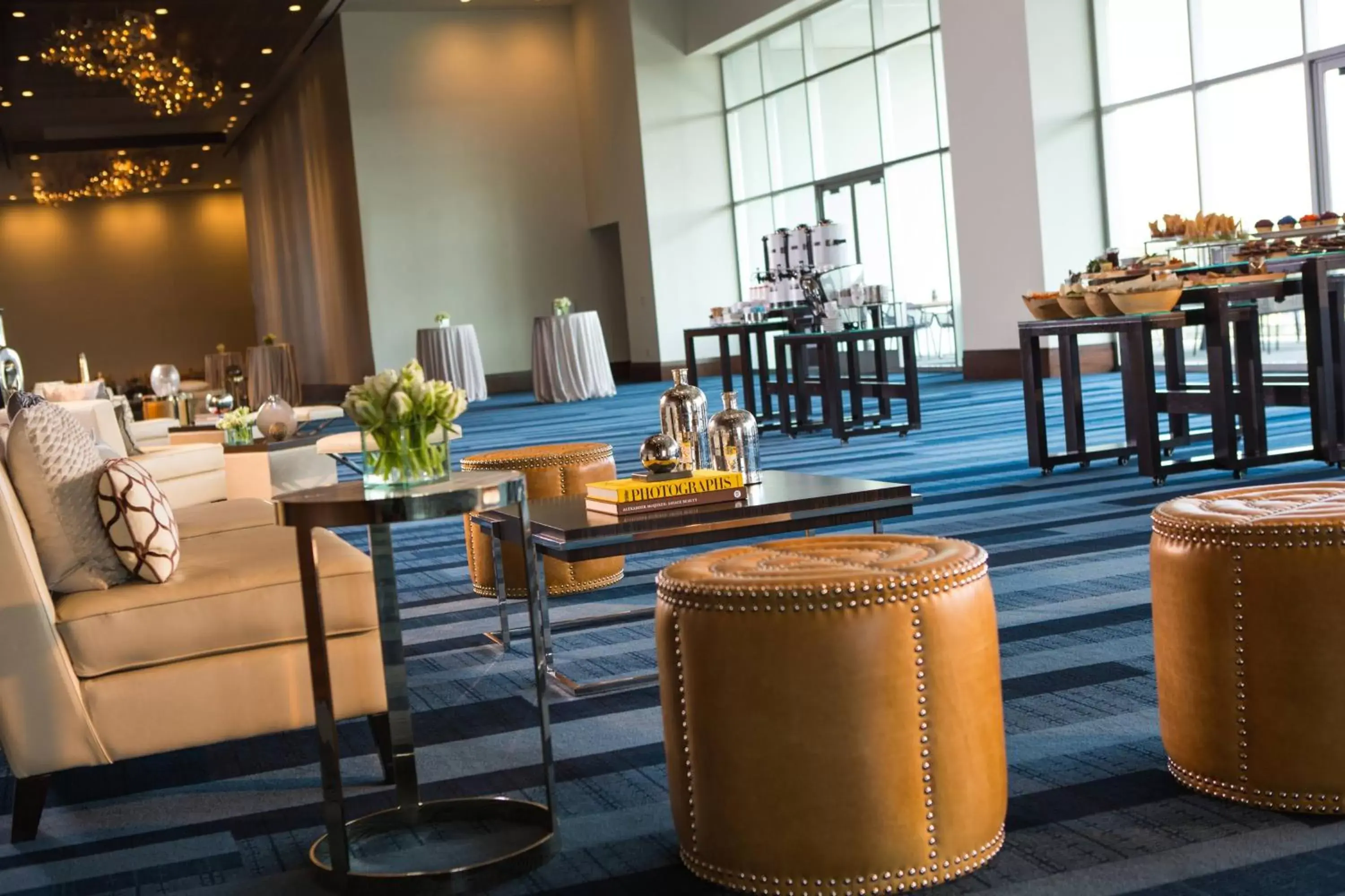 Meeting/conference room, Restaurant/Places to Eat in Renaissance Dallas Hotel