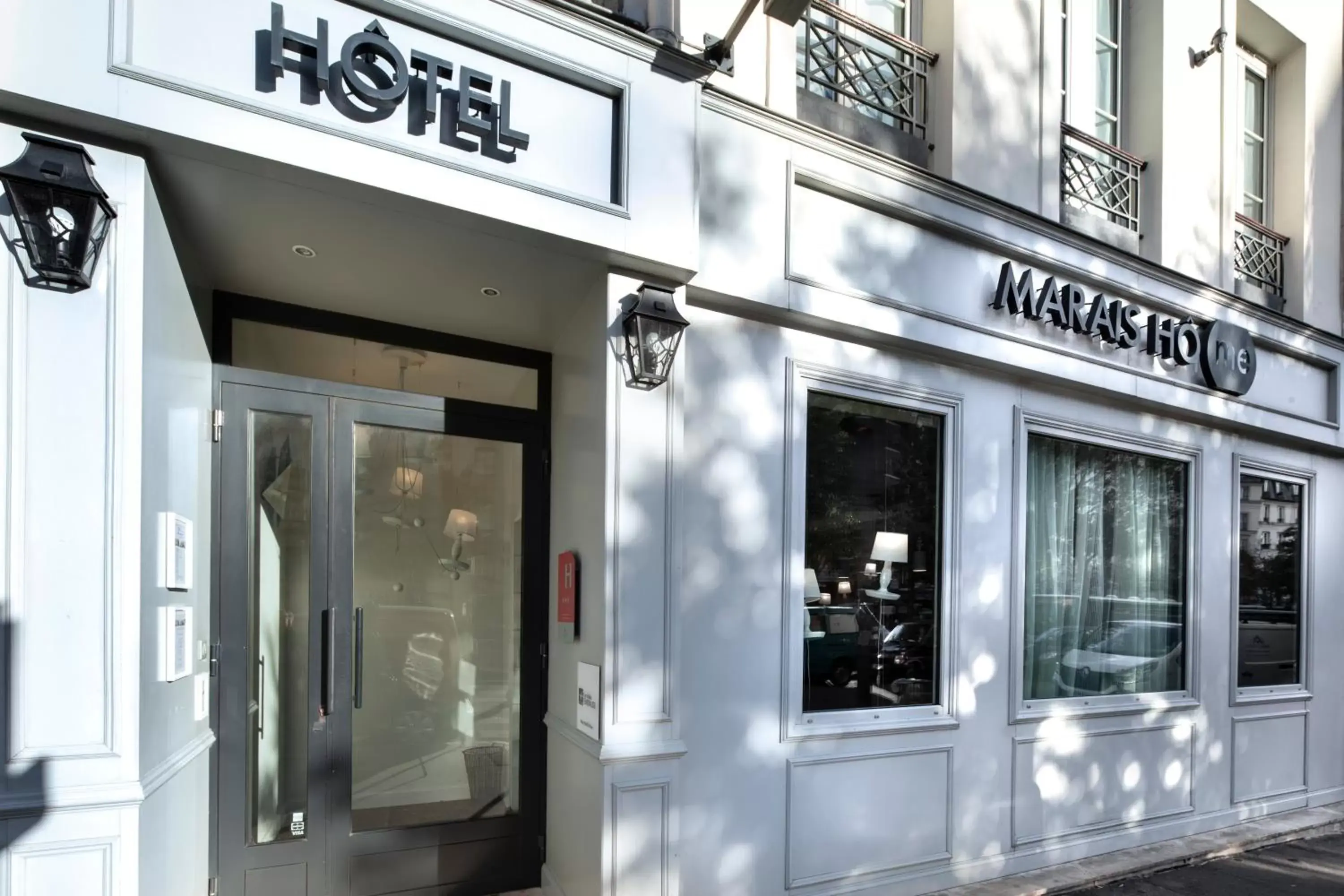 Facade/entrance in Hôtel Marais Hôme