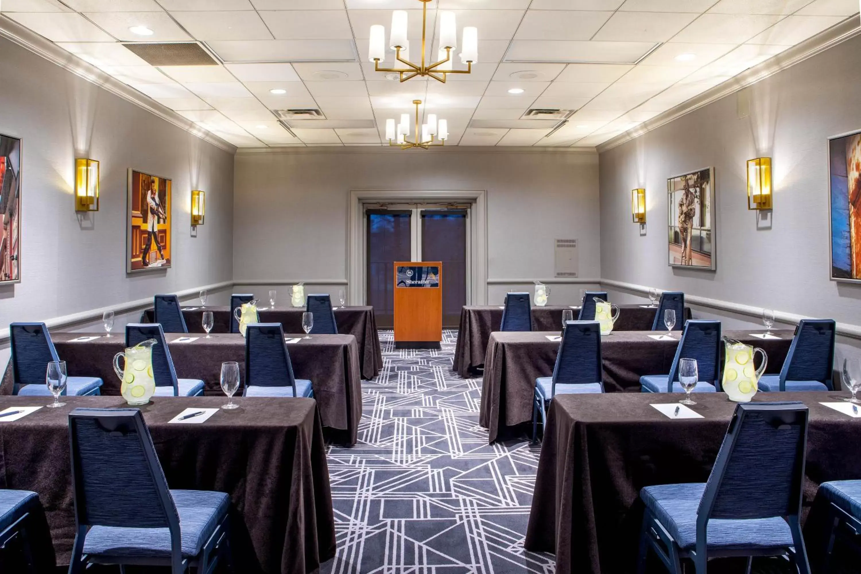 Meeting/conference room, Restaurant/Places to Eat in Sheraton Music City Nashville Airport