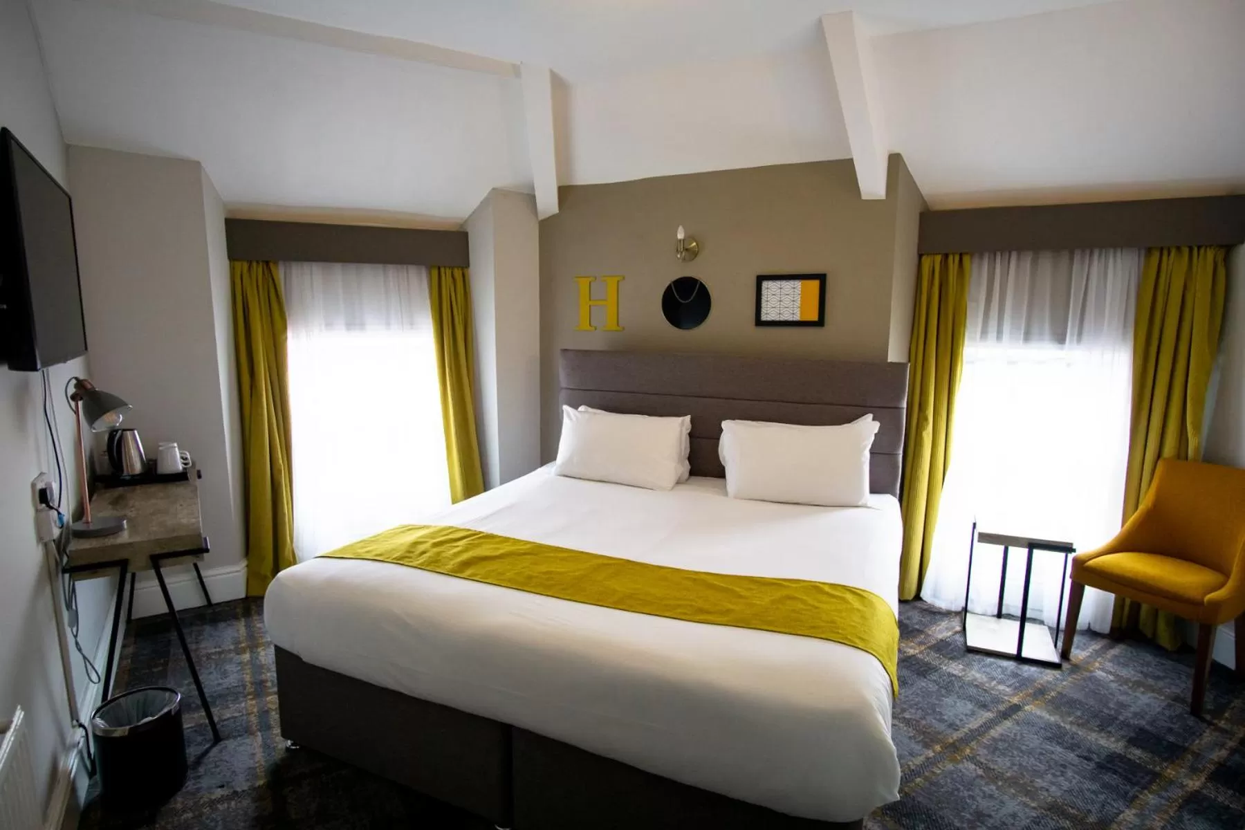 Bed in The County Hotel