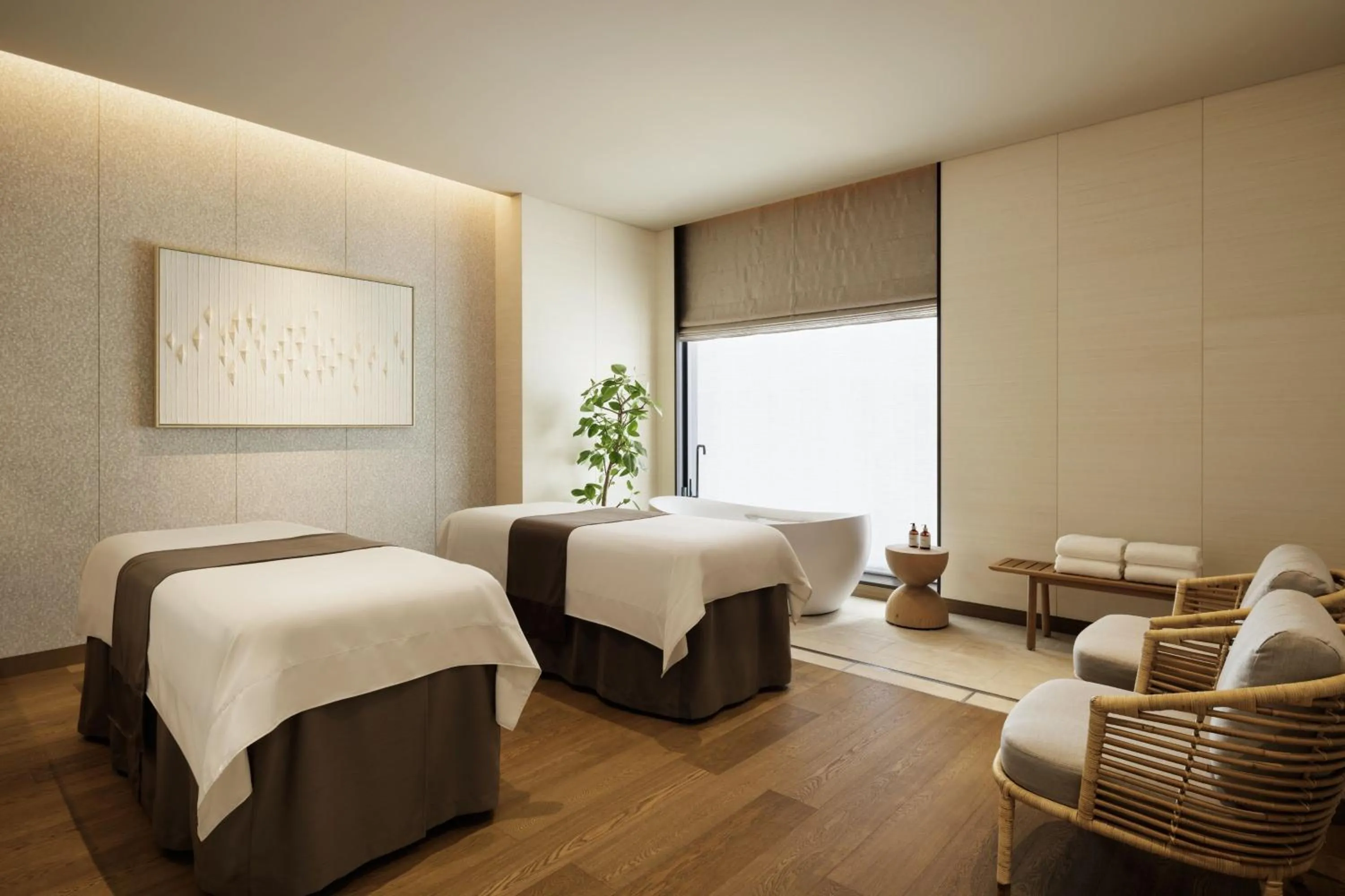 Spa and wellness centre/facilities, Bed in Sheraton Kagoshima