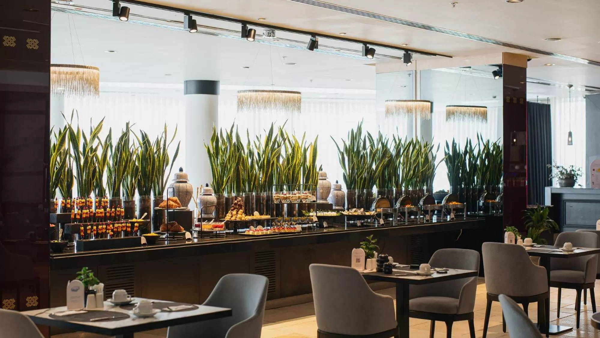 Buffet breakfast in Wyndham Ankara