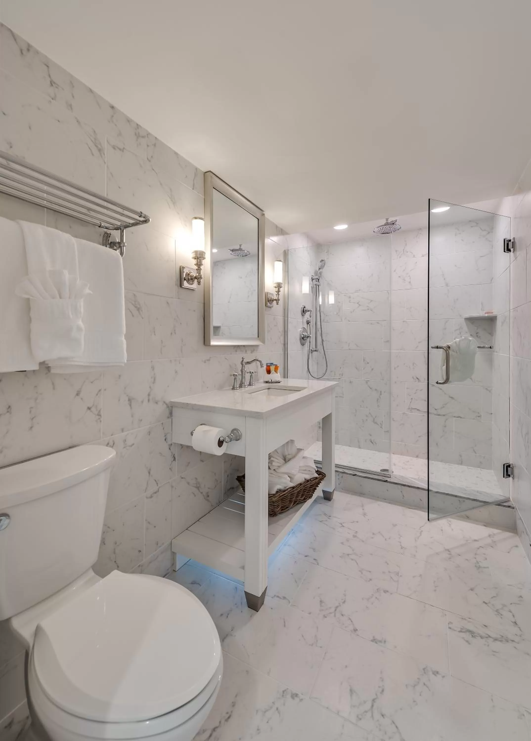 Shower in ICONA Avalon