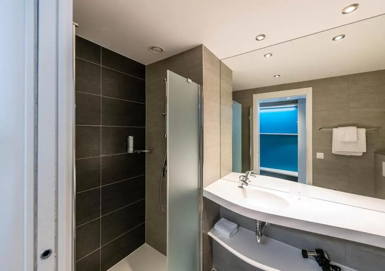 Bathroom in Aquatis Hotel Bathroom in Aquatis Hotel