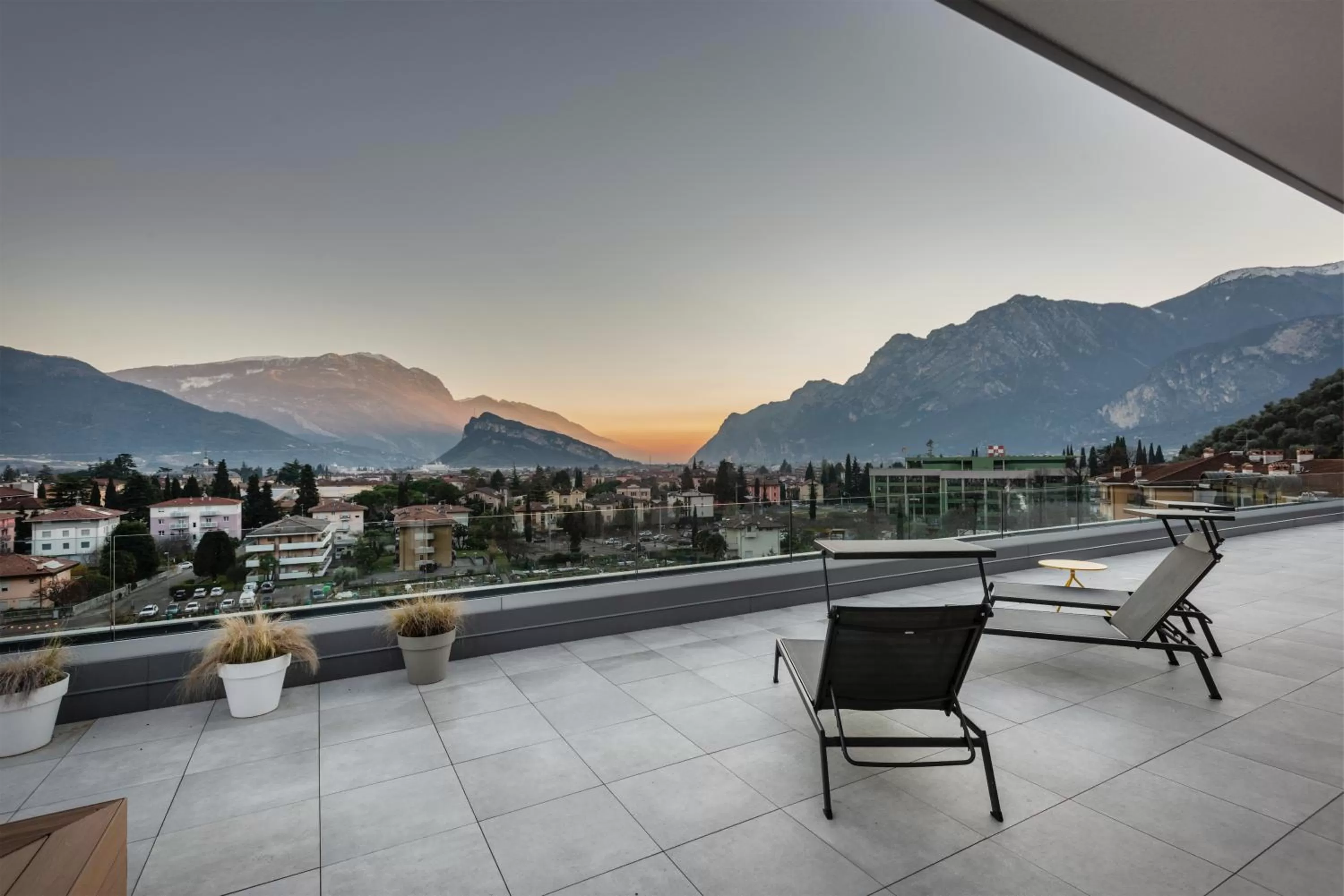 Solarium in HOODY ACTIVE & HAPPINESS HOTEL