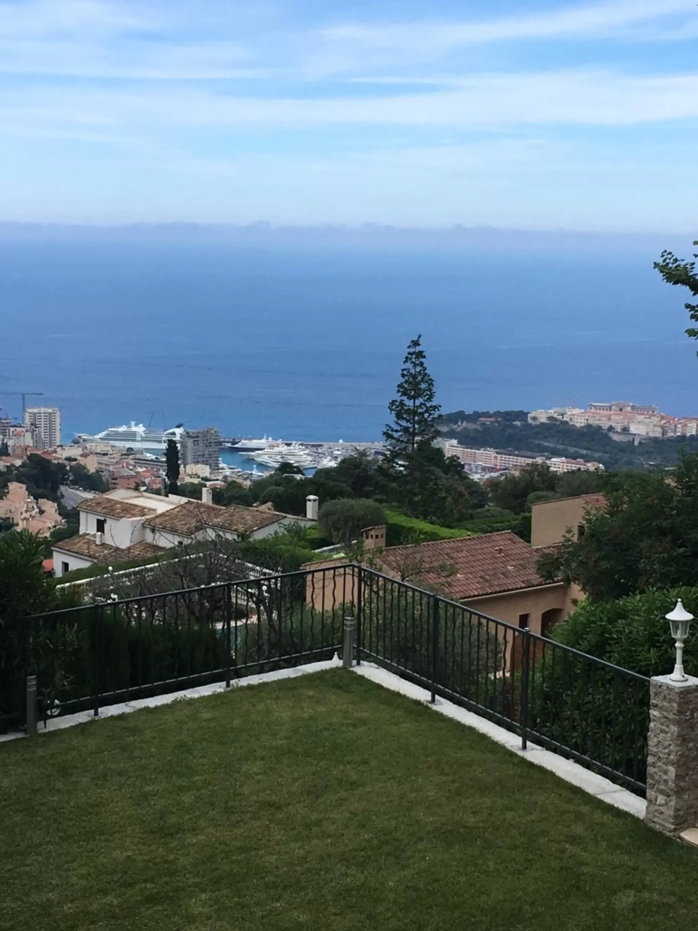 Sea view in Monte Carlo View and Spa