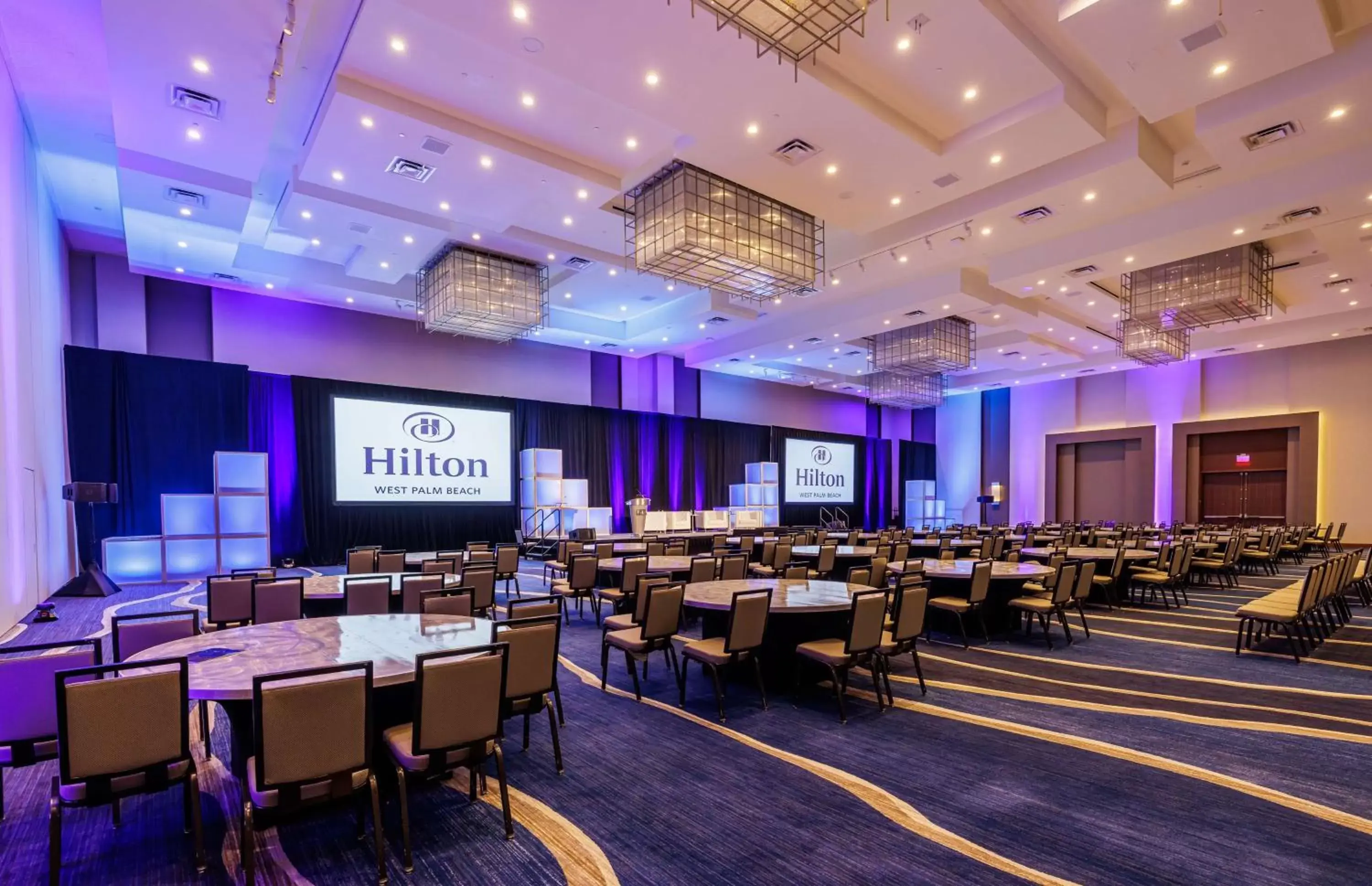 Meeting/conference room, Restaurant/Places to Eat in Hilton West Palm Beach