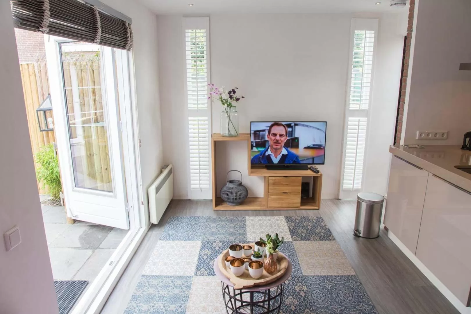 TV and multimedia in B&B Bike Studio Amsterdam