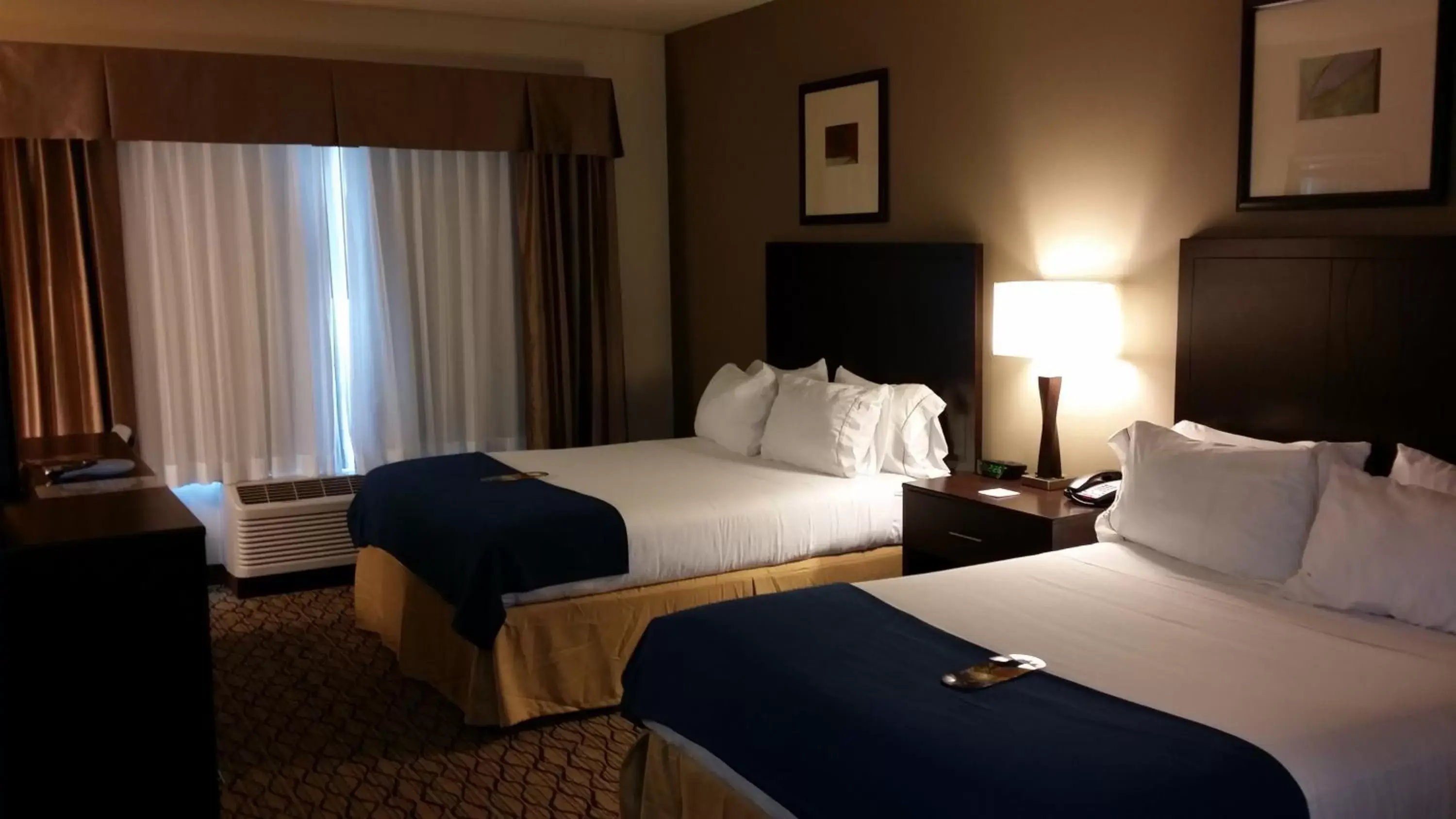 Bed in Holiday Inn Express & Suites Deming Mimbres Valley, an IHG Hotel