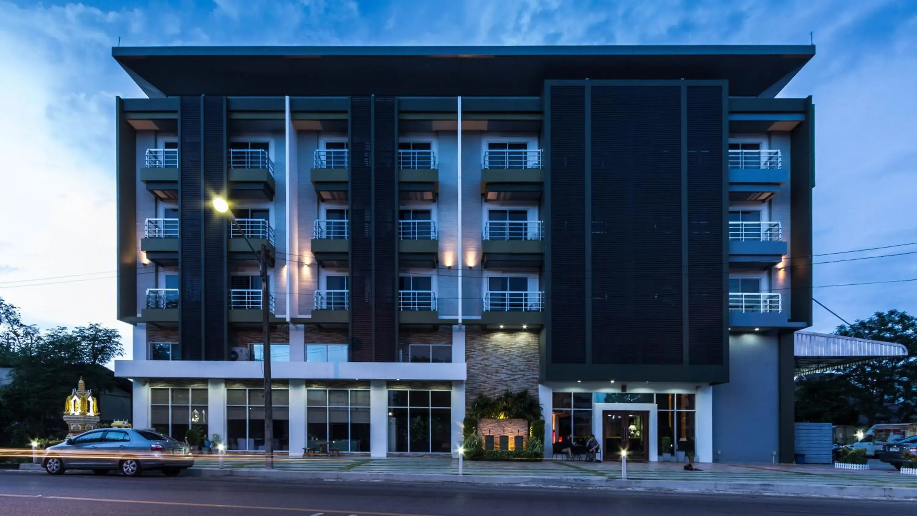 Property building in Maison de Cheer Property building in Maison de Cheer