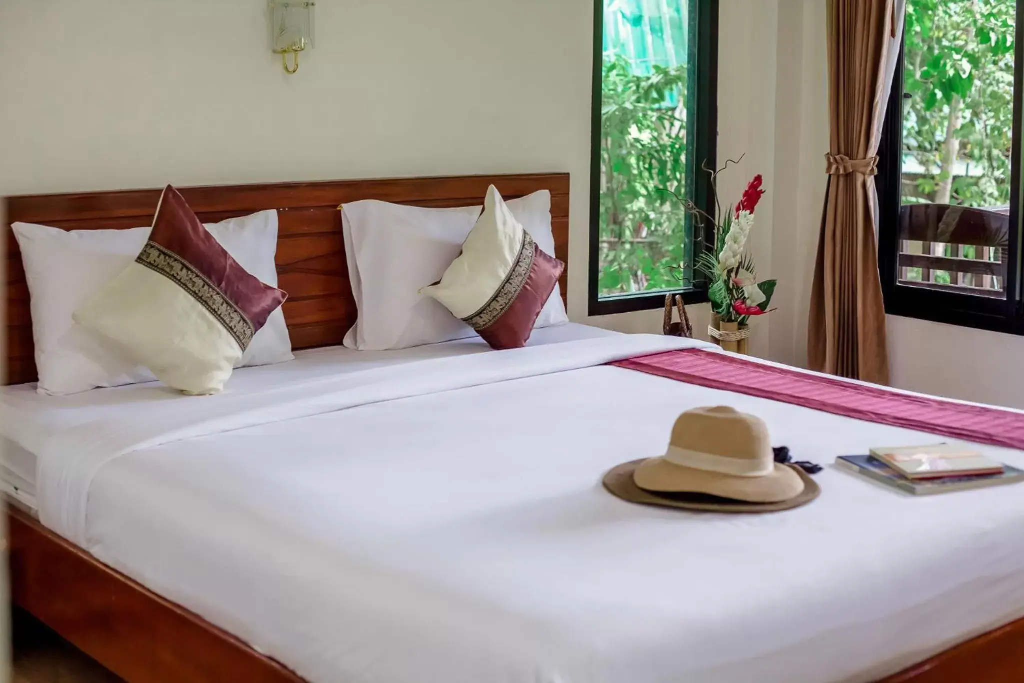 Bed in Aonang Cliff View Resort SHA Extra Plus