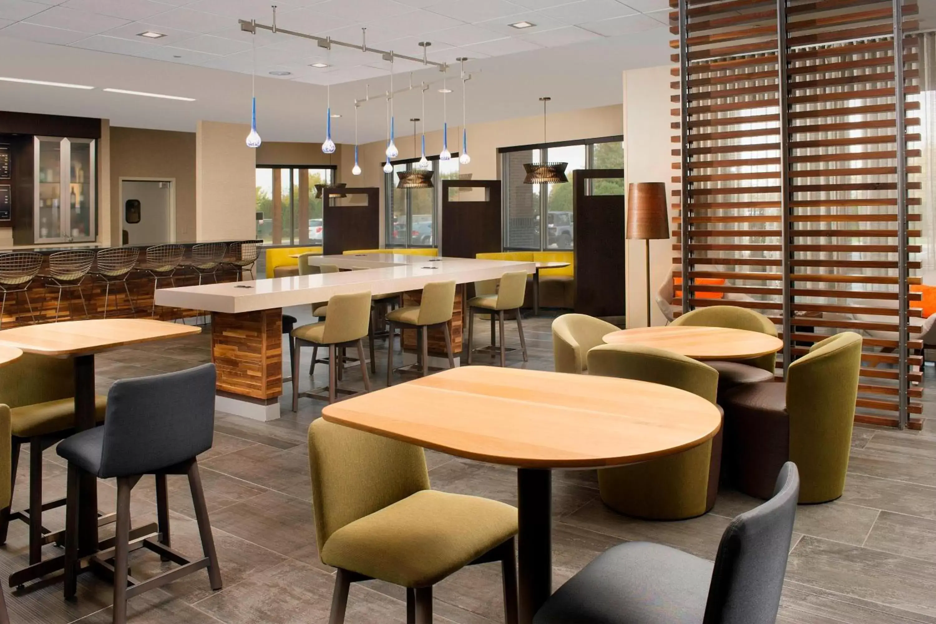 Restaurant/places to eat, Lounge/Bar in Courtyard by Marriott Nashville SE/Murfreesboro