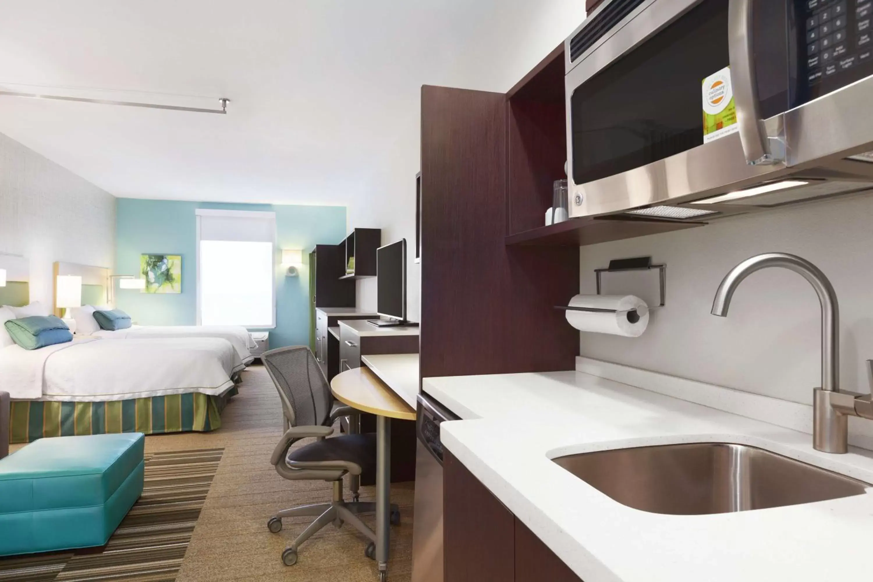 Bedroom, Kitchen/Kitchenette in Home2 Suites by Hilton Amarillo West Medical Center