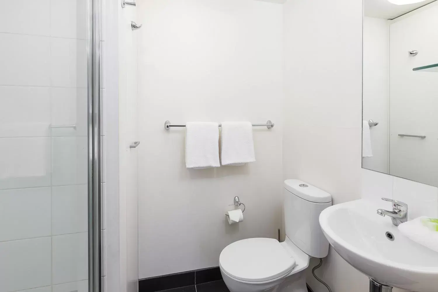 Bathroom in City Edge North Melbourne Apartment Hotel