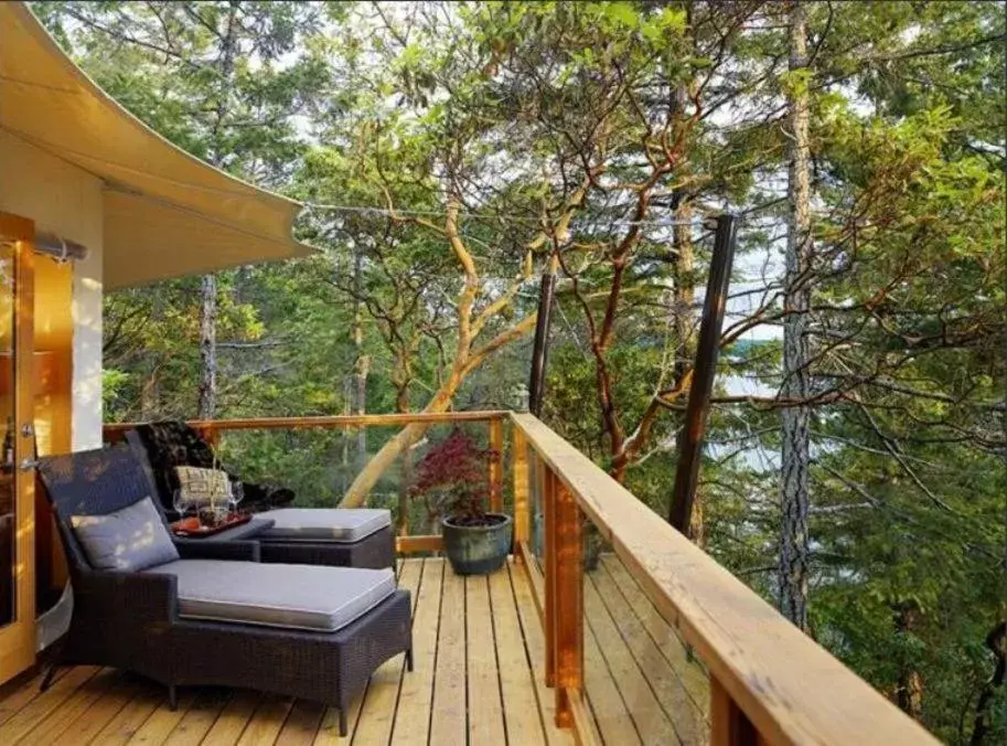 Balcony/Terrace in Rockwater Secret Cove Resort
