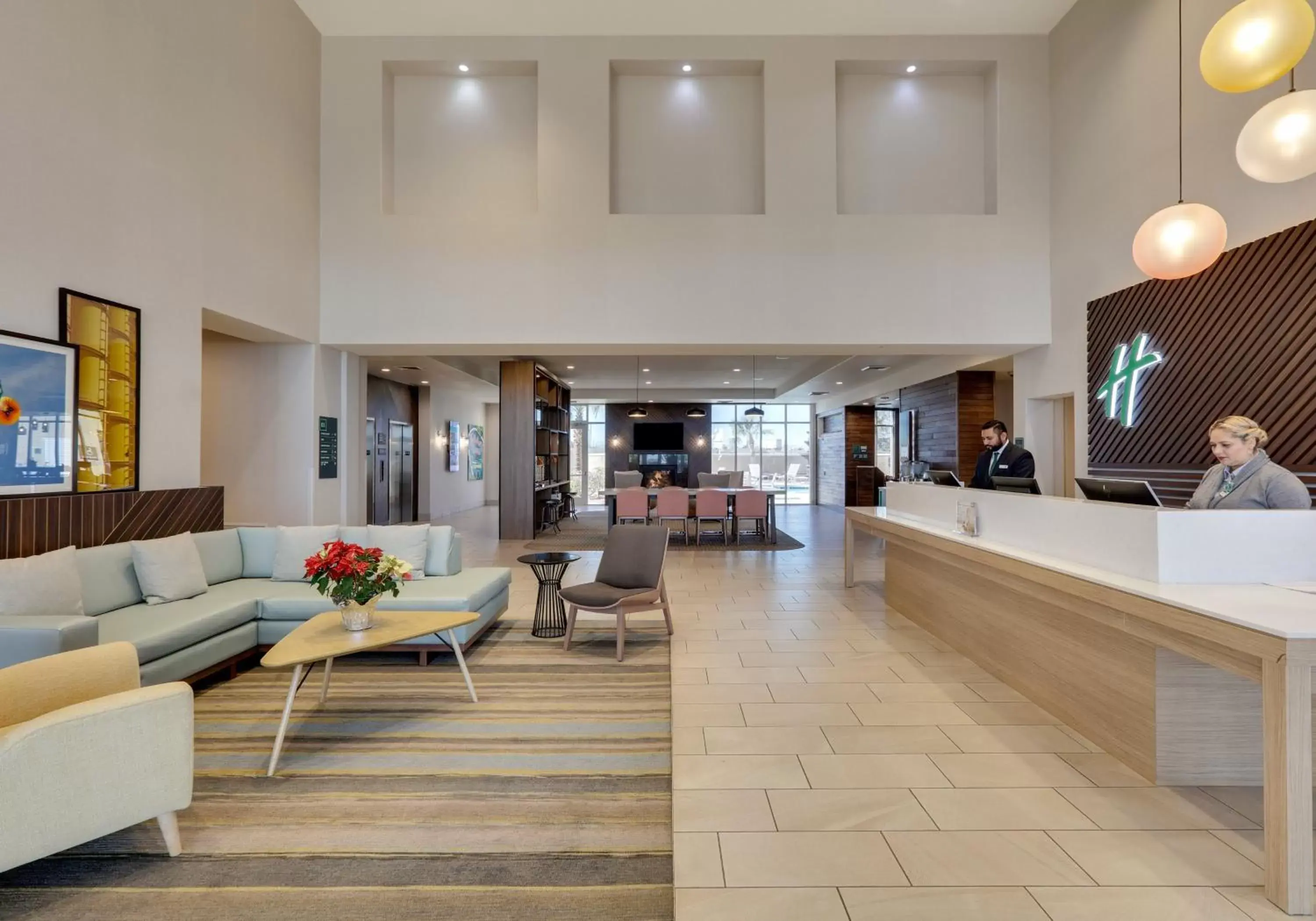 Property building, Lobby/Reception in Holiday Inn Yuma, an IHG Hotel