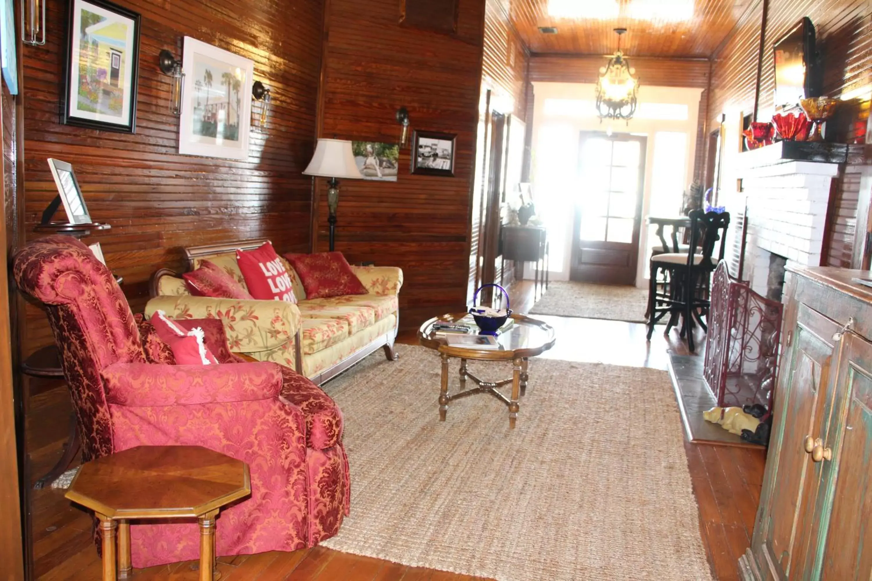 Seating Area in Beachview Inn and Spa