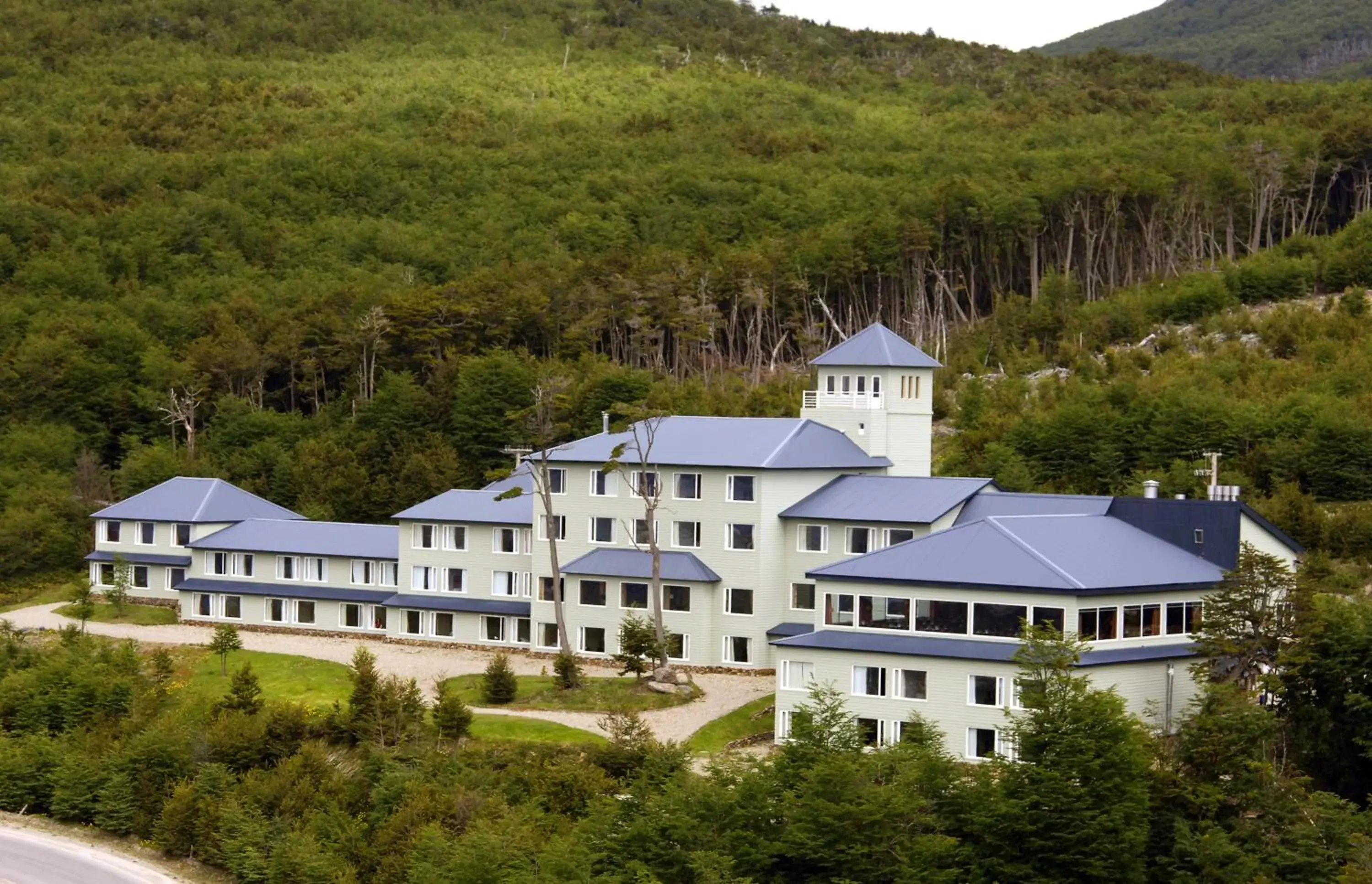 Property building, Bird's-eye View in Los Acebos Ushuaia Hotel