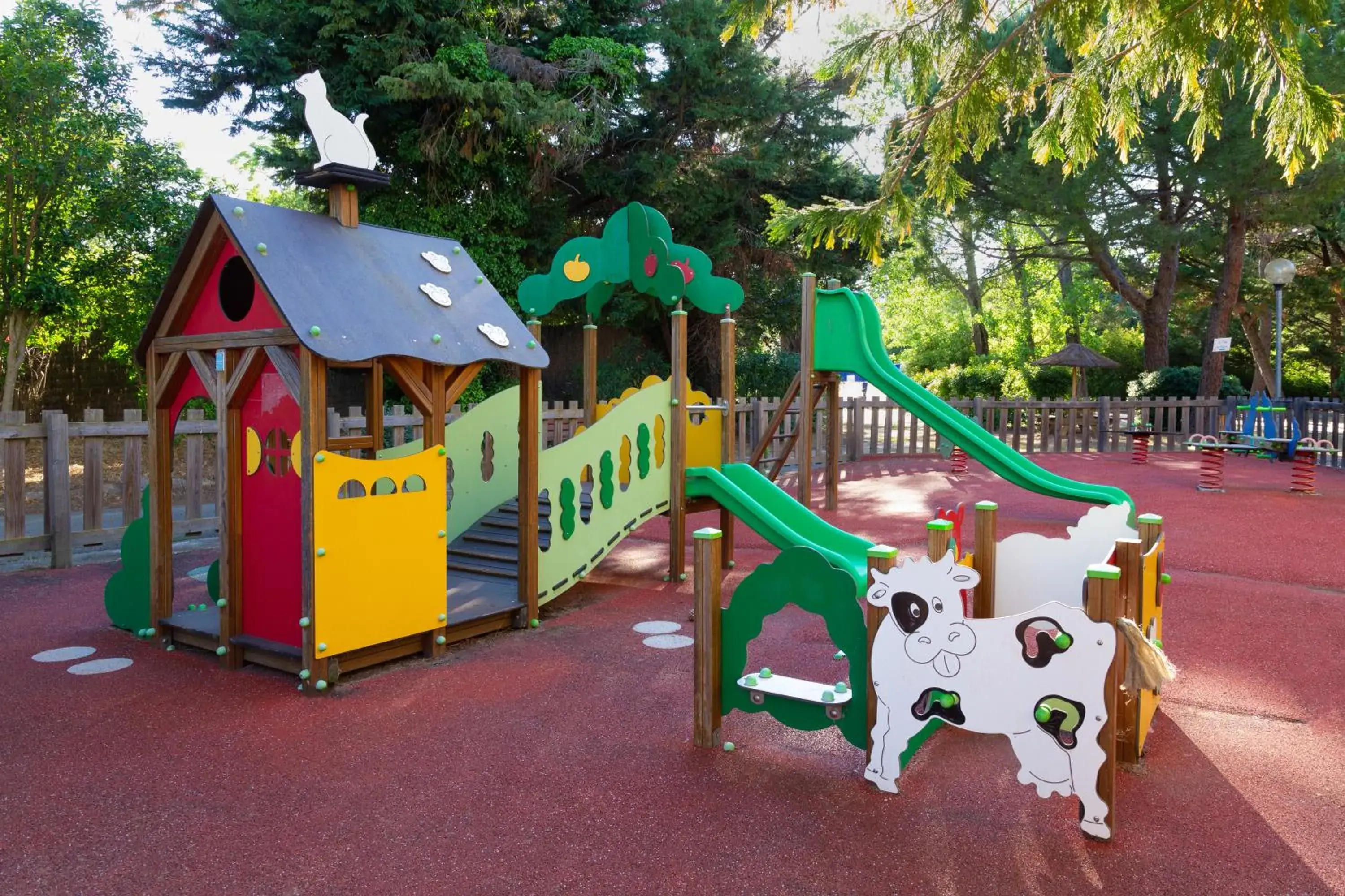 Children play ground, Children's Play Area in SOWELL Family Les Amandiers