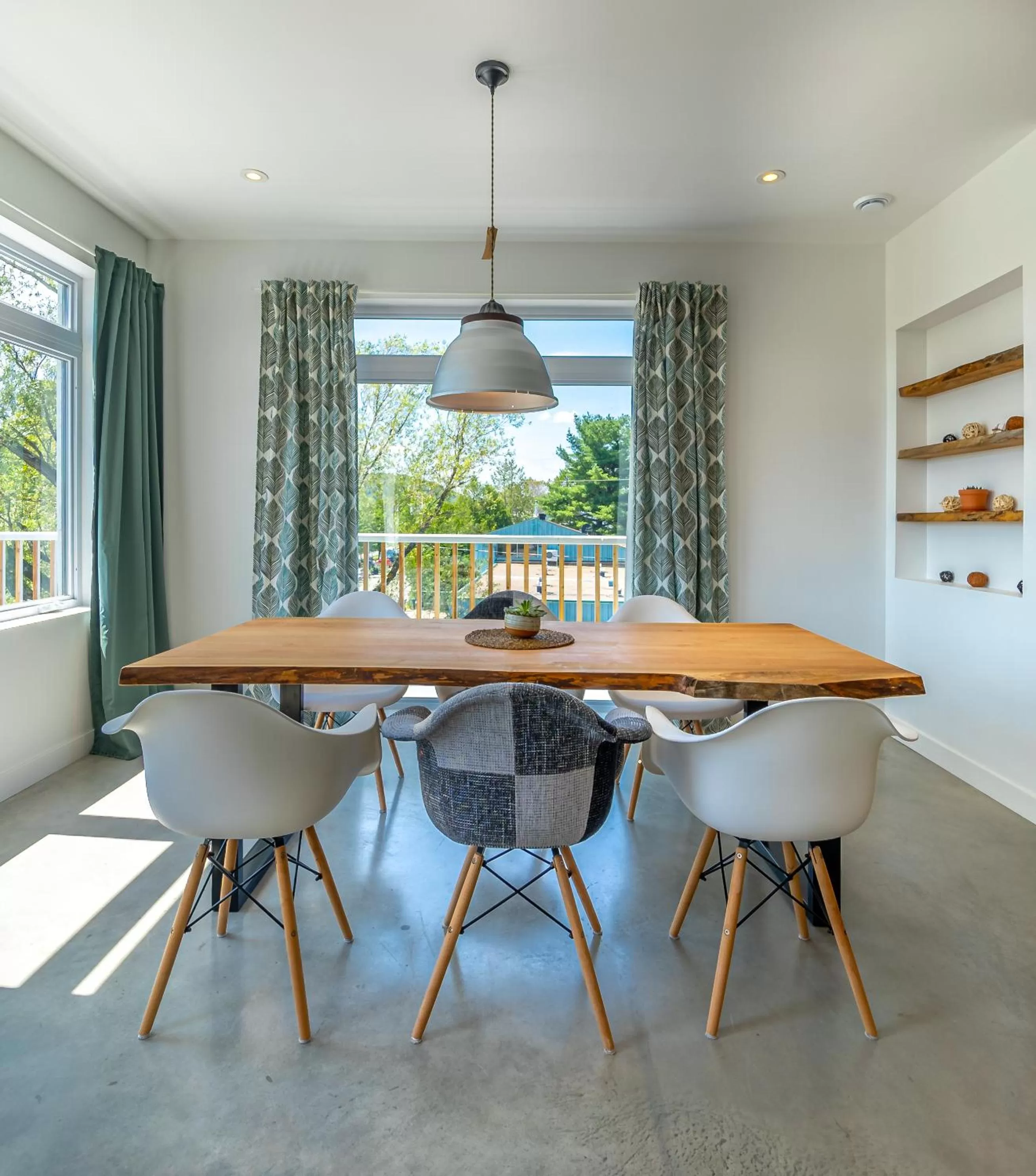Dining area in Hôtel Val-David - Appartements de la Gare