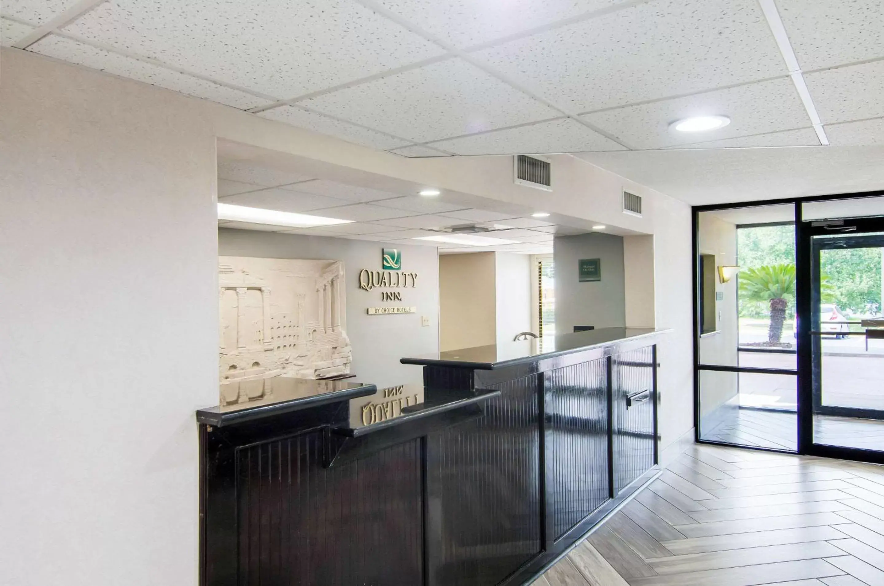 Lobby or reception in Quality Inn near University of Mobile Lobby or reception in Quality Inn near University of Mobile
